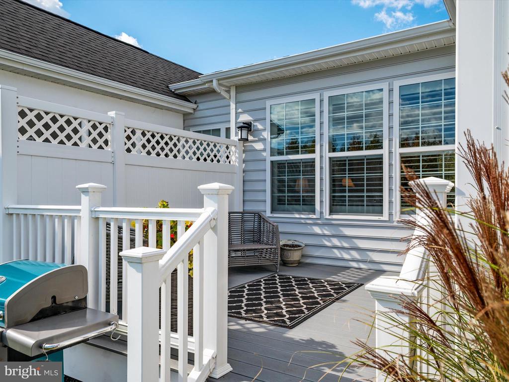 736 MOORINGS CIRCLE 35