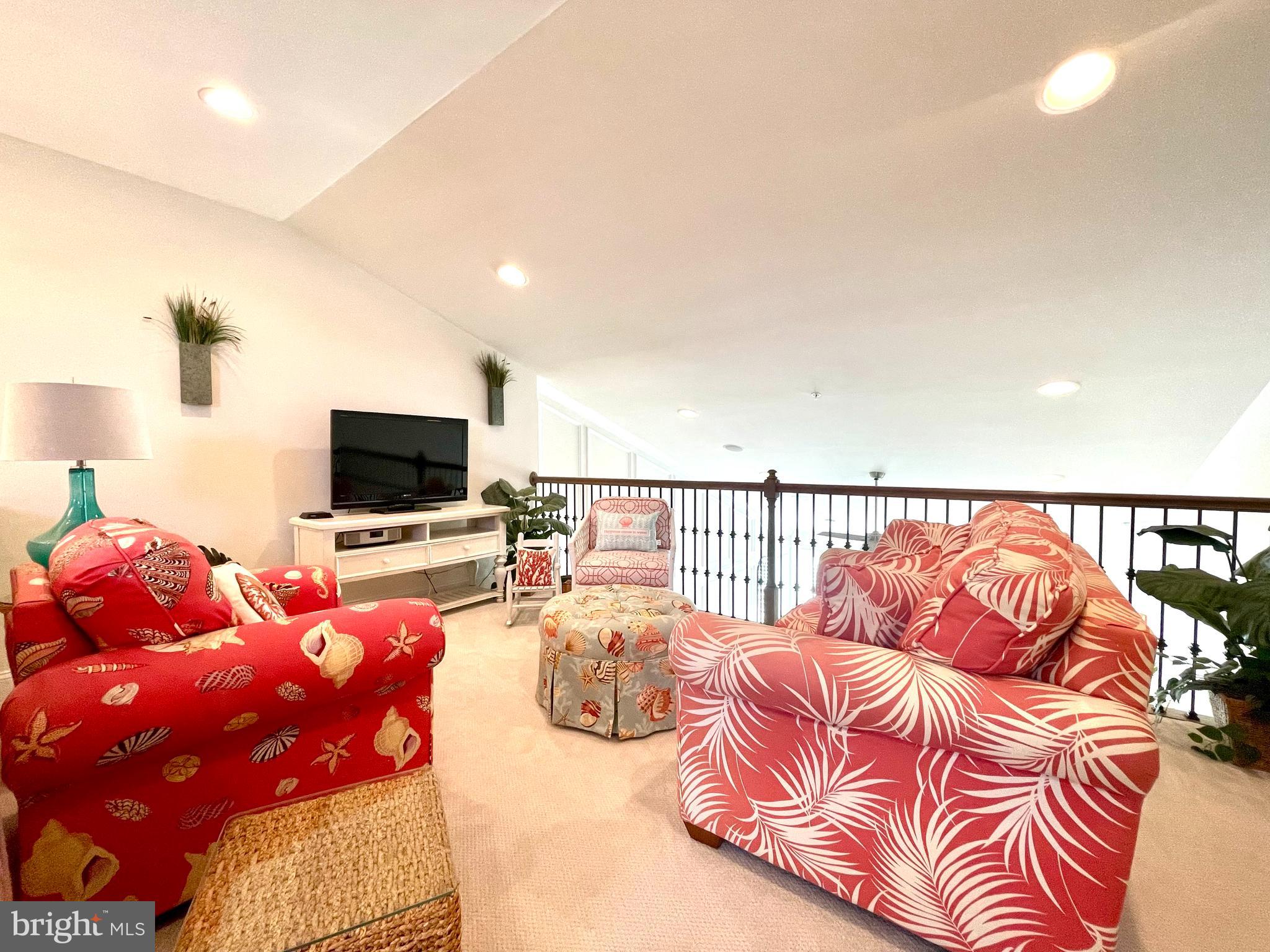 736 MOORINGS CIRCLE 35