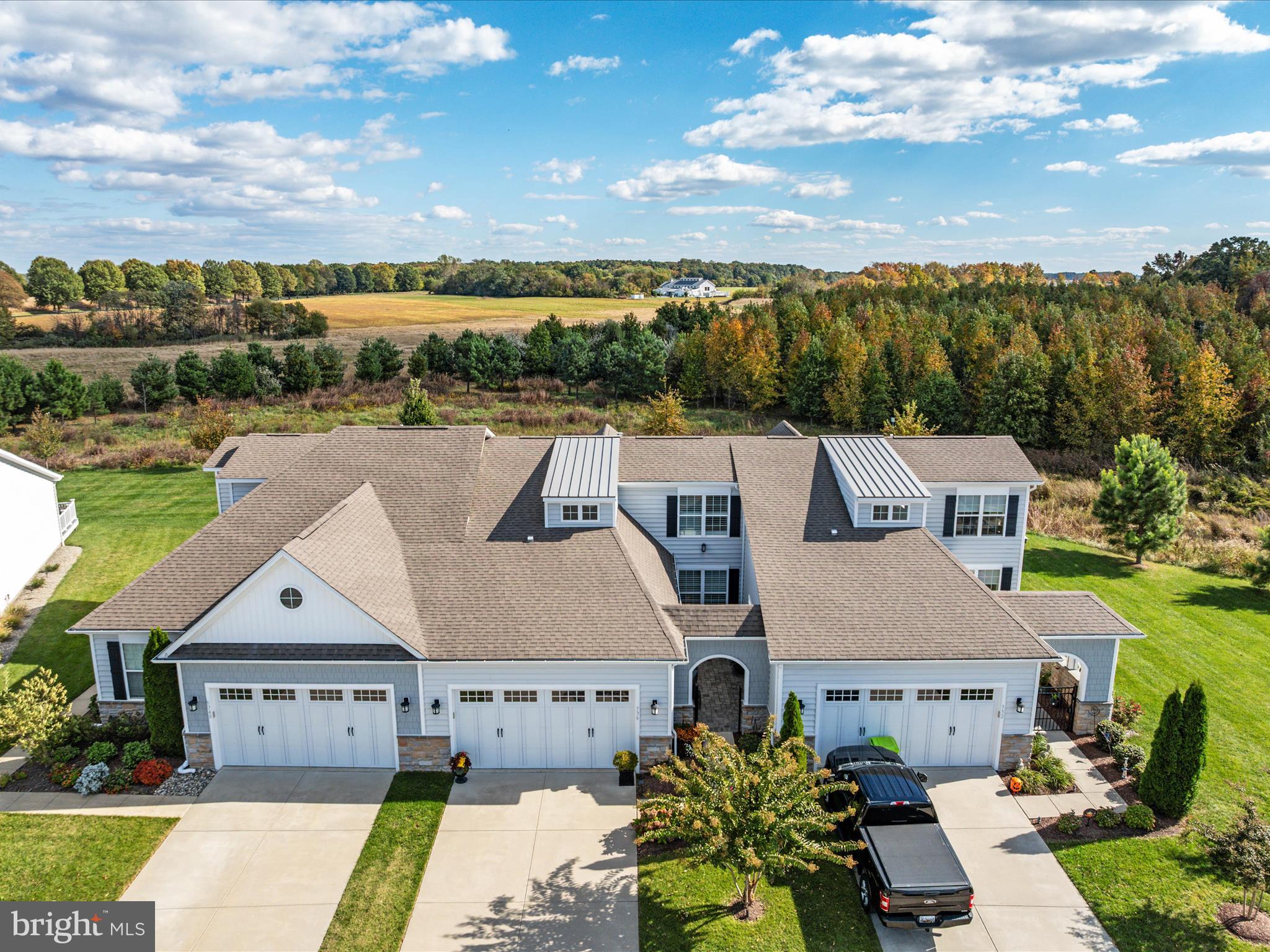 736 MOORINGS CIRCLE 35