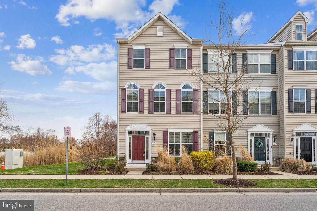 128 JOHN PATRICK DRIVE