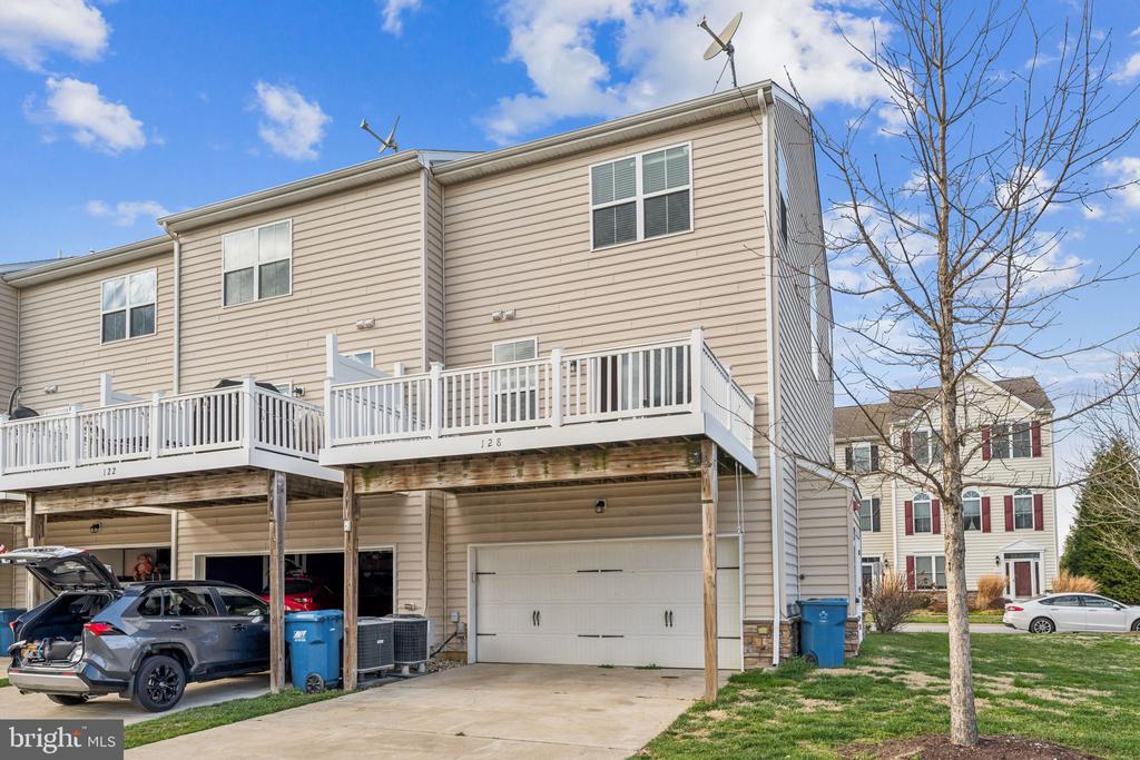 128 JOHN PATRICK DRIVE