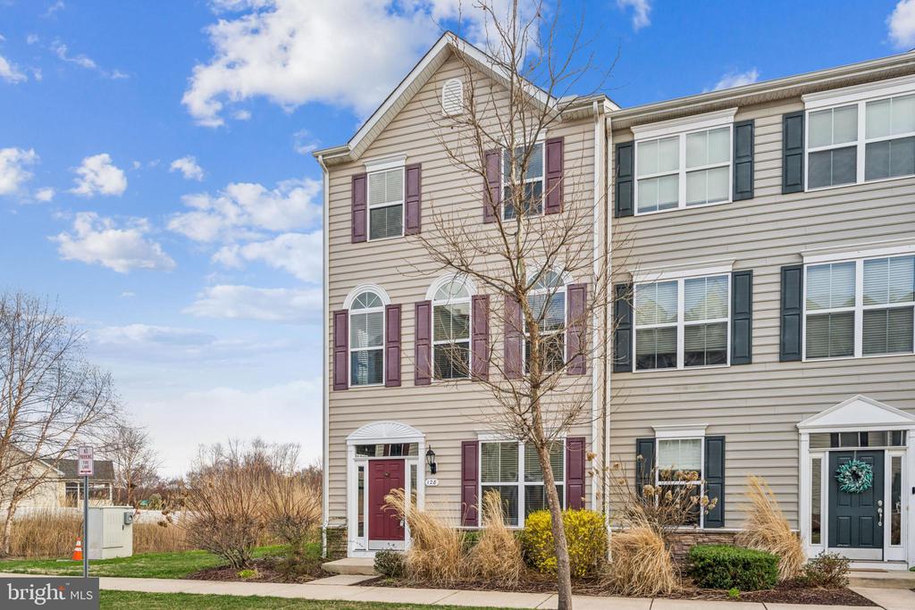 128 JOHN PATRICK DRIVE