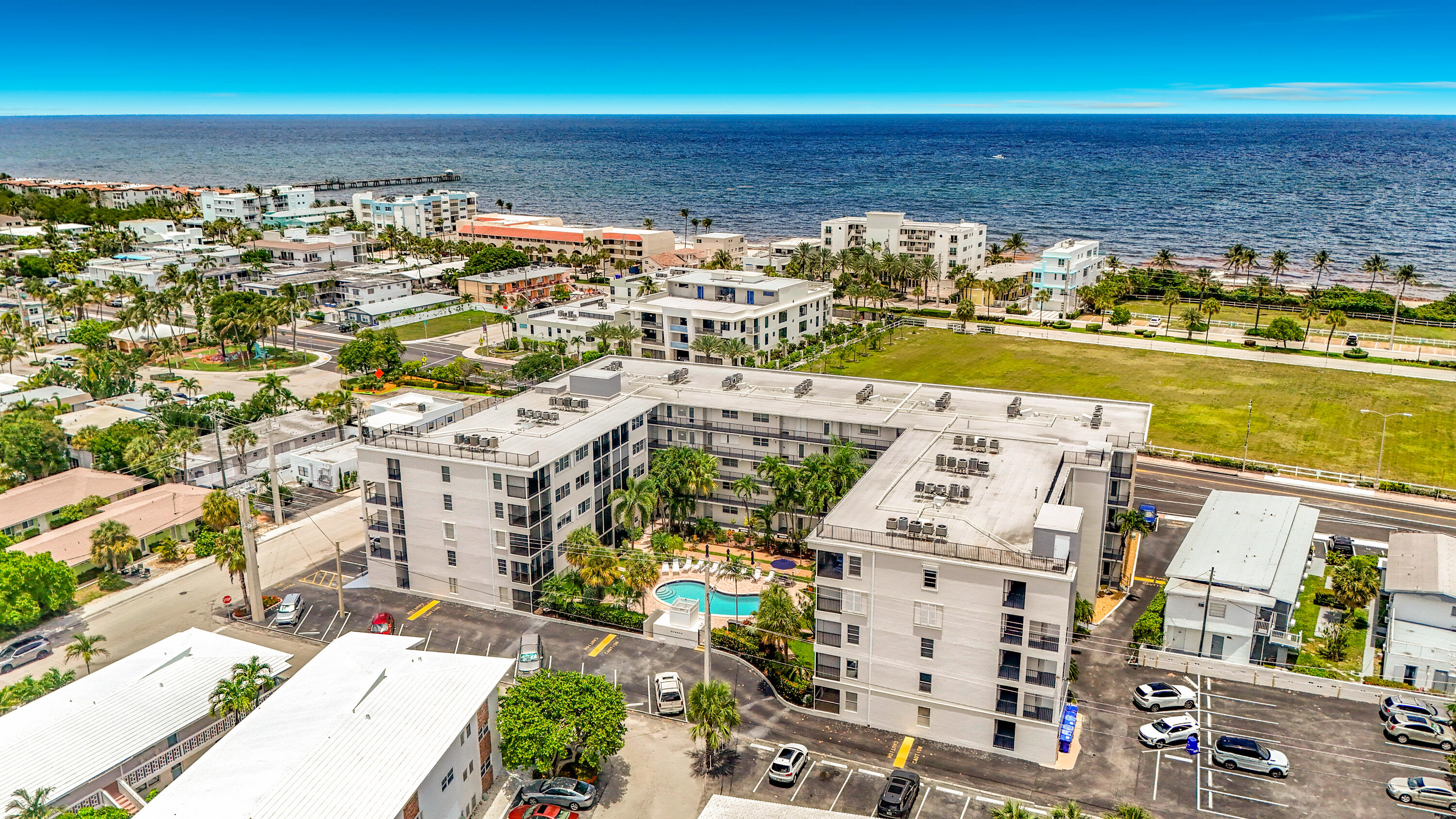 4117 Bougainvilla Drive 207, Lauderdale-By-The-Sea Unit: 207
