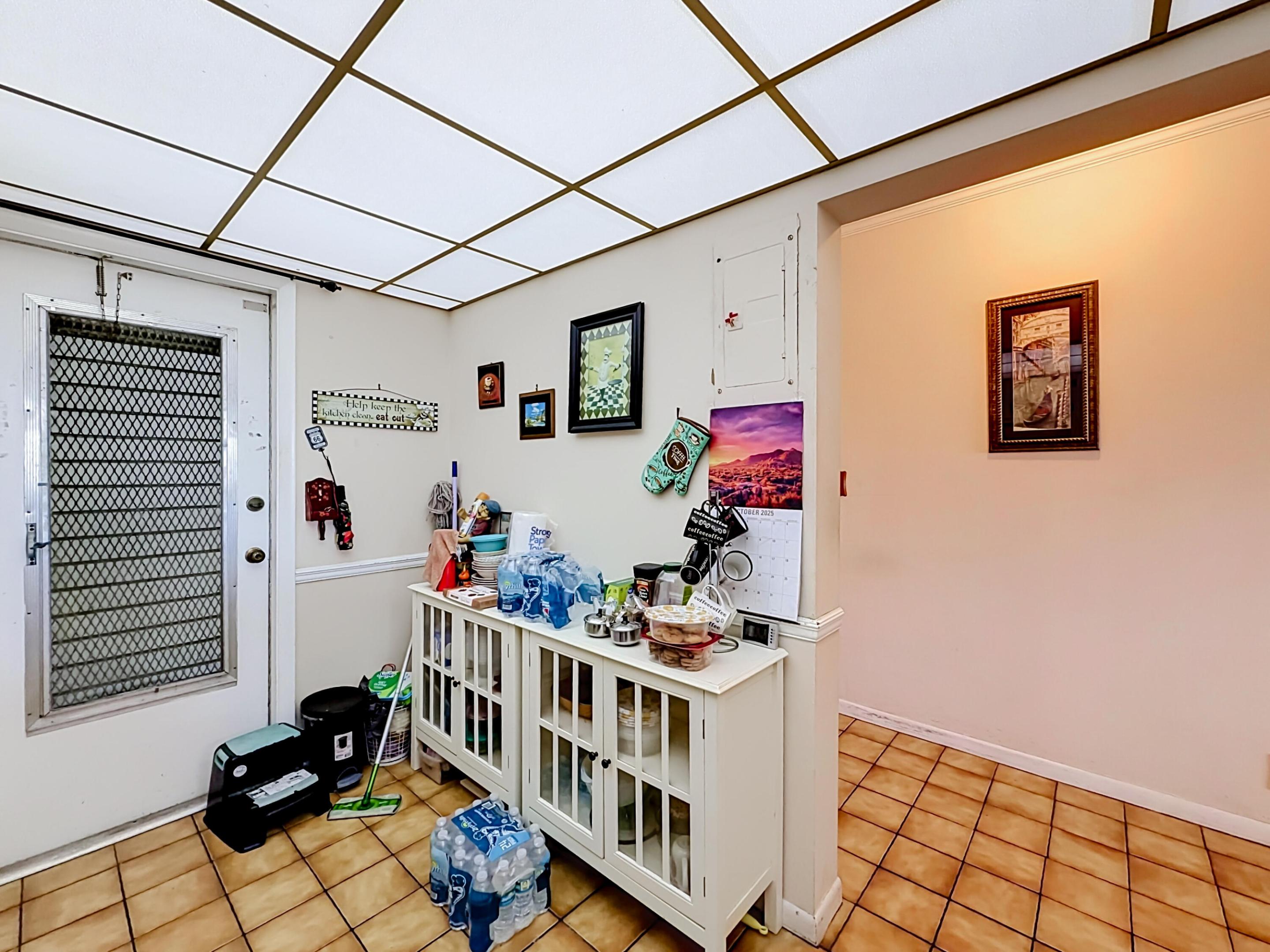 4117 Bougainvilla Drive 207, Lauderdale-By-The-Sea Unit: 207
