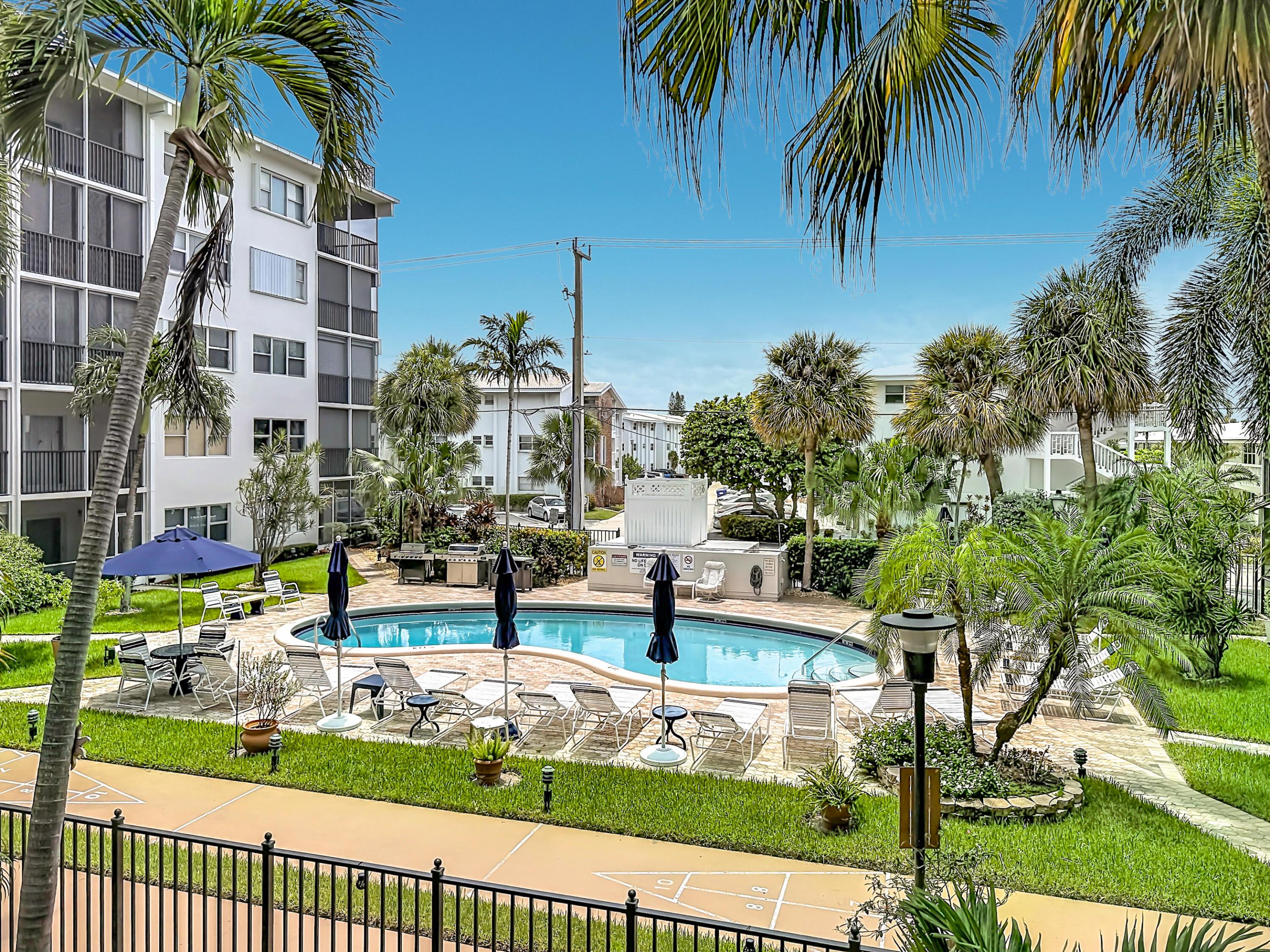 4117 Bougainvilla Drive 207, Lauderdale-By-The-Sea Unit: 207