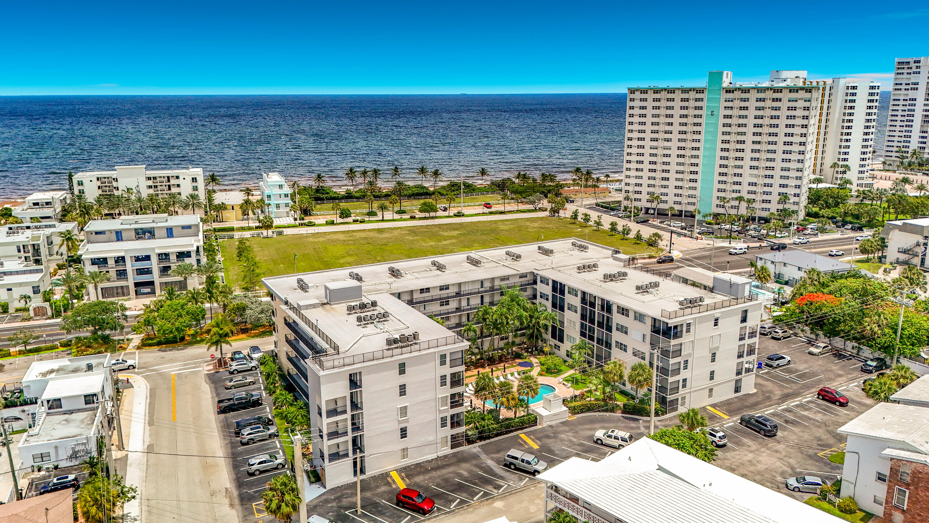 4117 Bougainvilla Drive 207, Lauderdale-By-The-Sea Unit: 207
