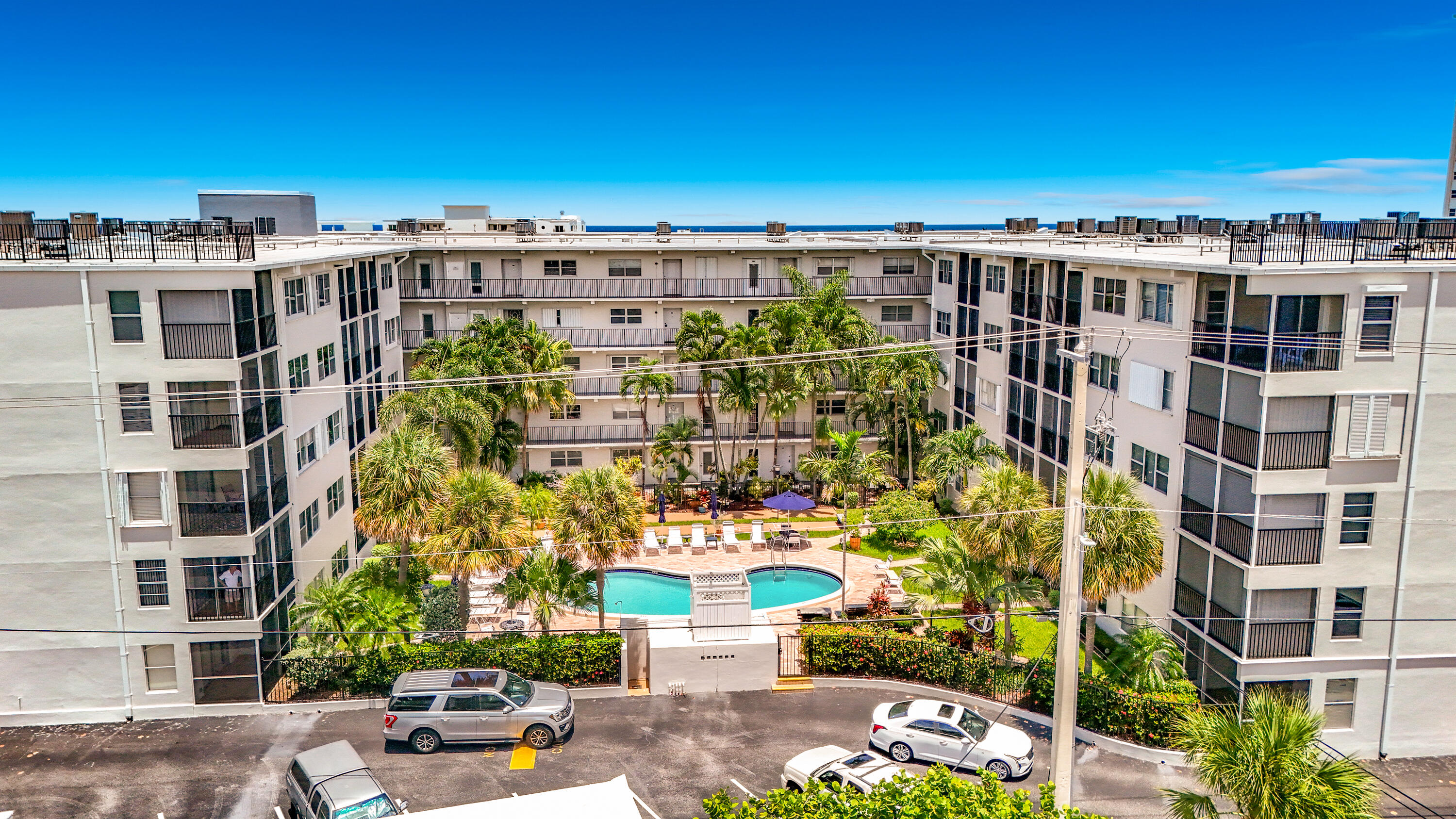 4117 Bougainvilla Drive 207, Lauderdale-By-The-Sea Unit: 207