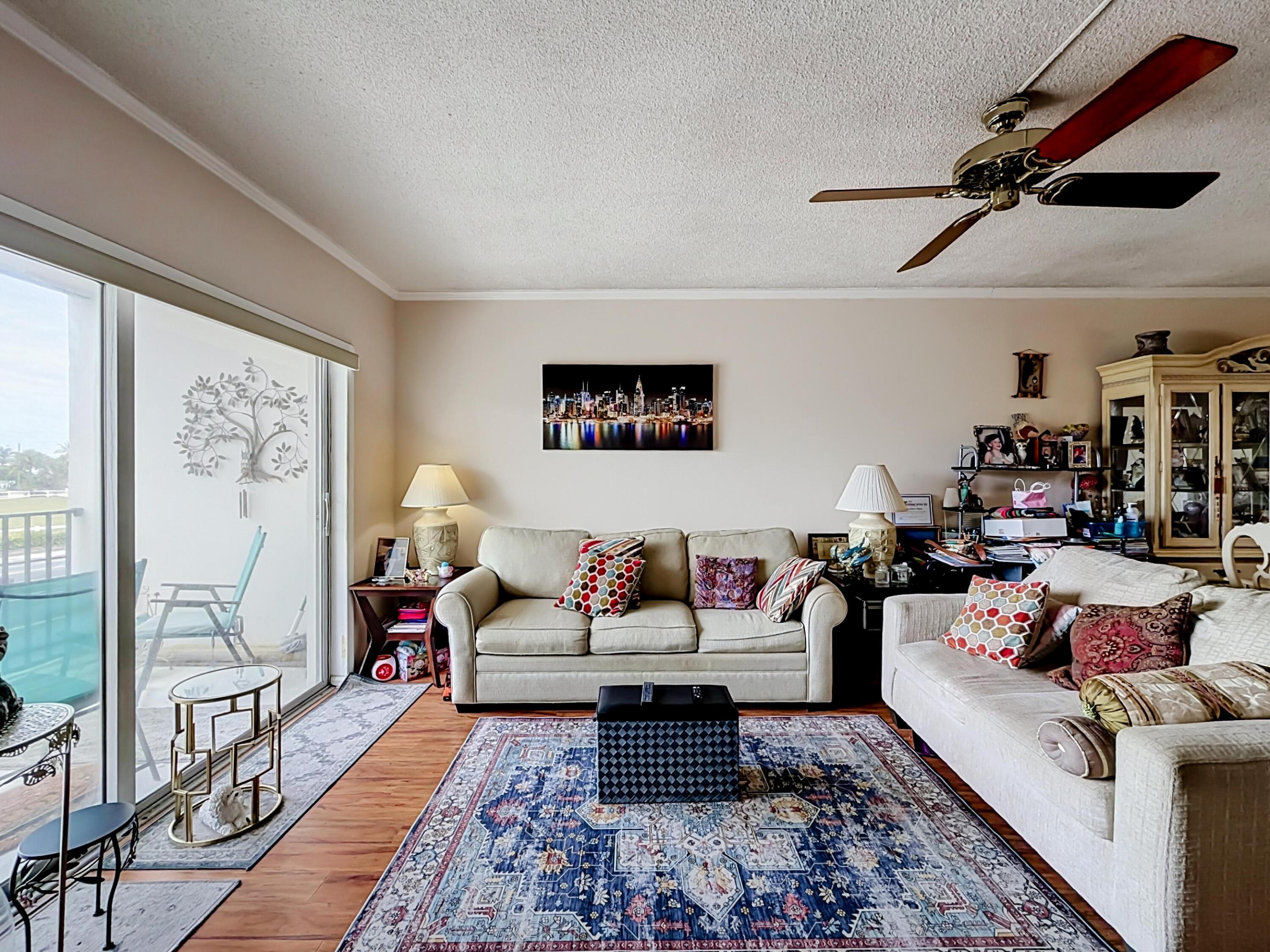 4117 Bougainvilla Drive 207, Lauderdale-By-The-Sea Unit: 207