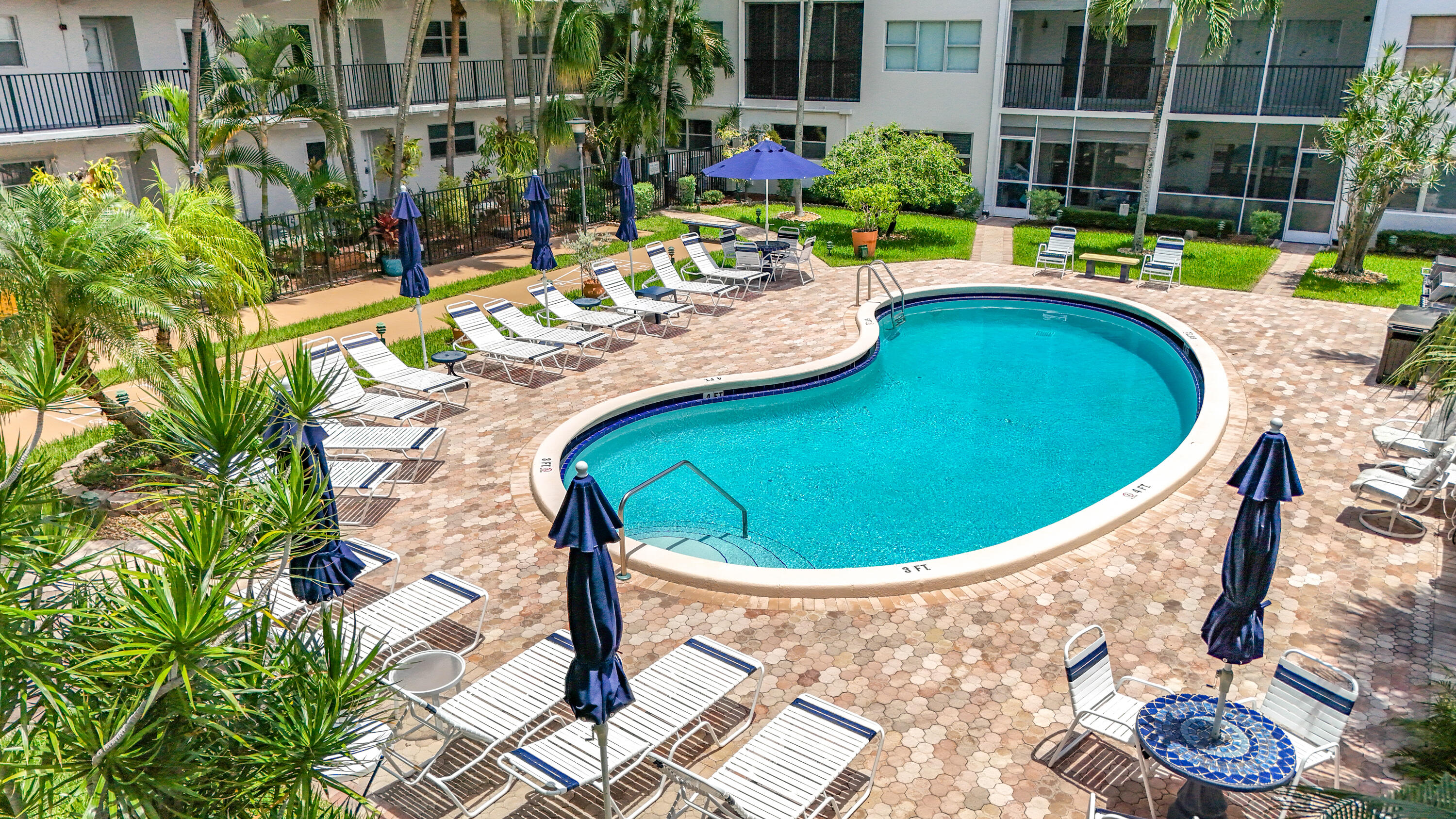 4117 Bougainvilla Drive 207, Lauderdale-By-The-Sea Unit: 207