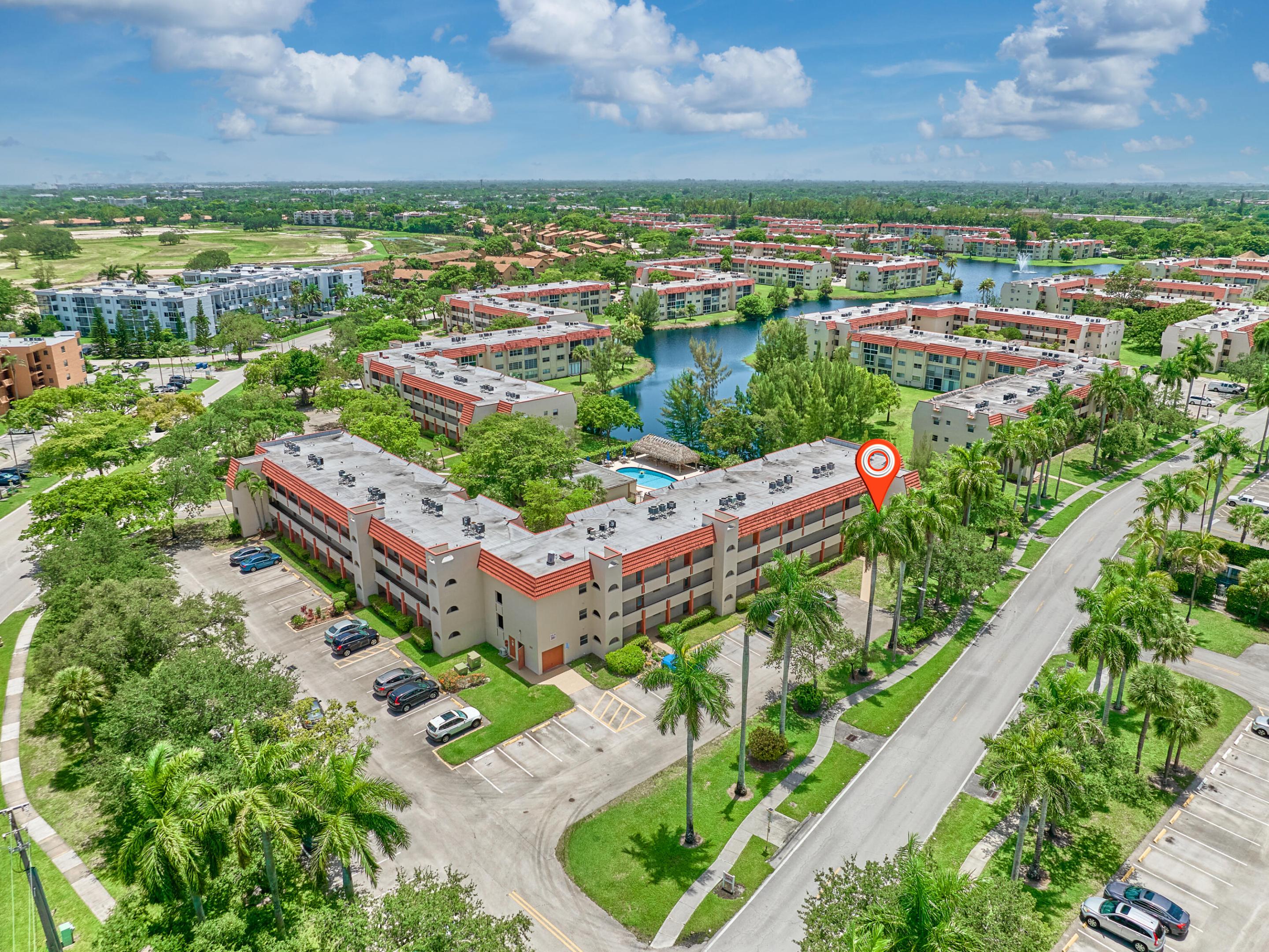 3091 E Sunrise Lakes Drive E Unit: 212