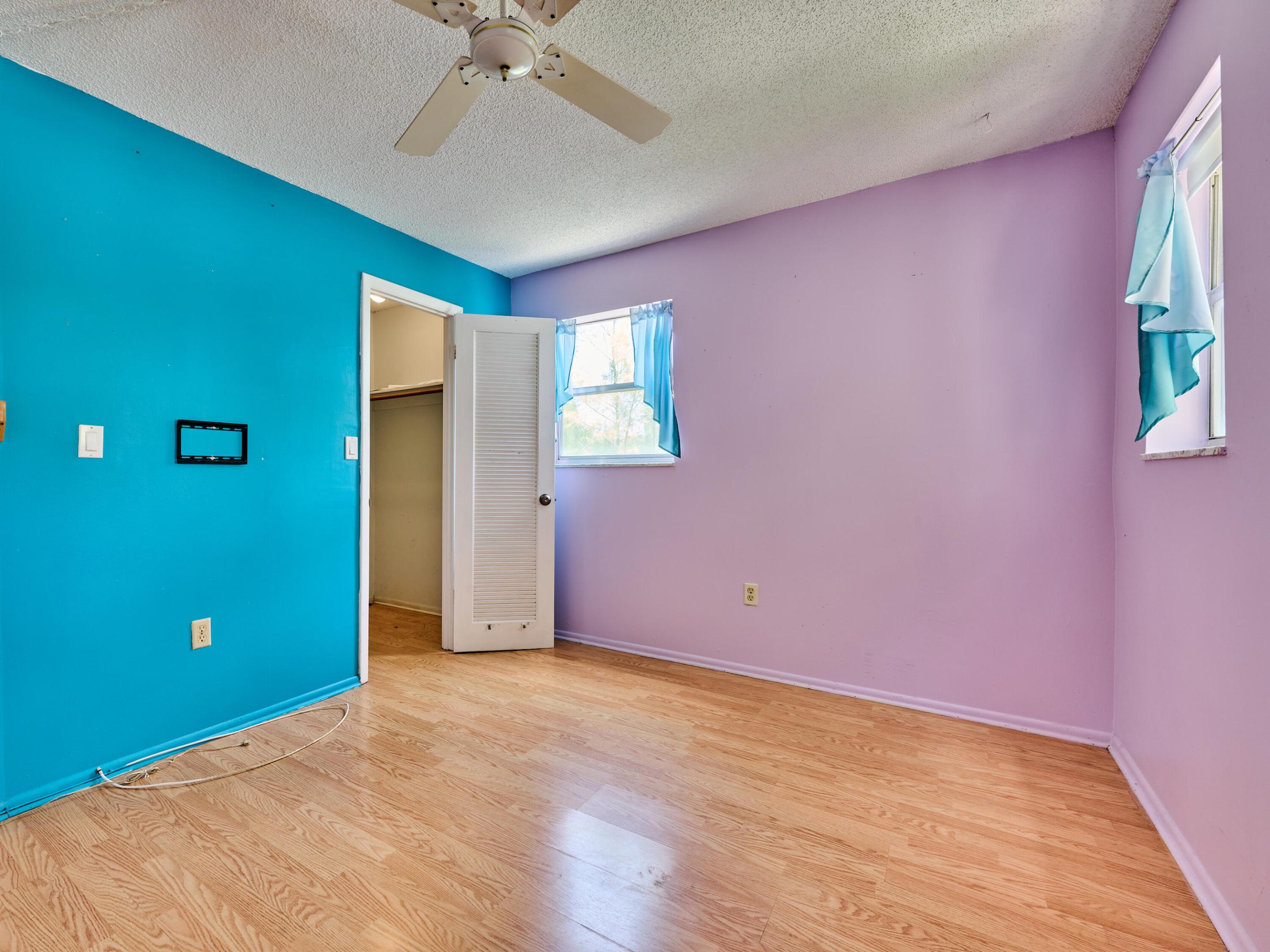 3091 E Sunrise Lakes Drive E Unit: 212