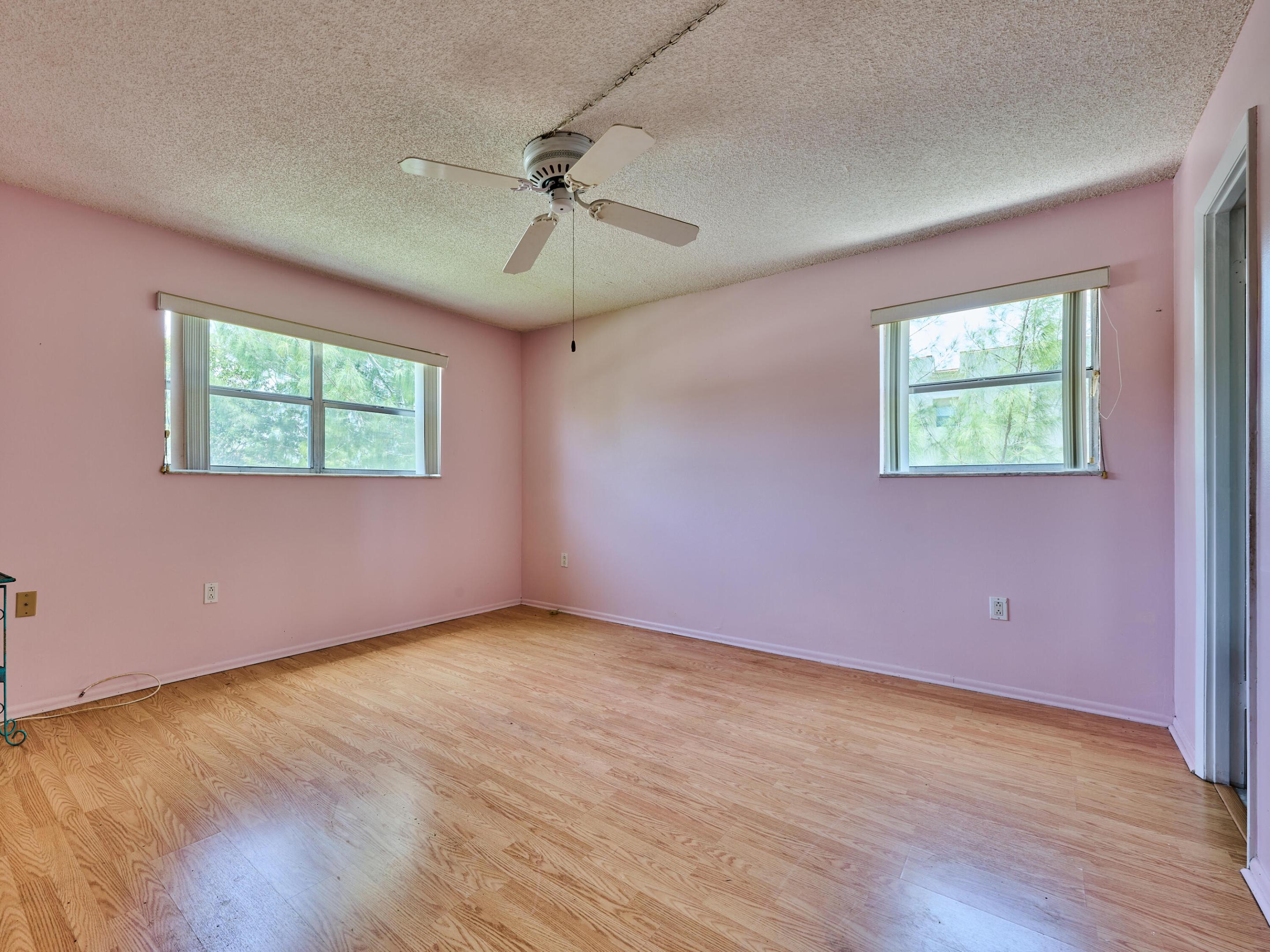 3091 E Sunrise Lakes Drive E Unit: 212