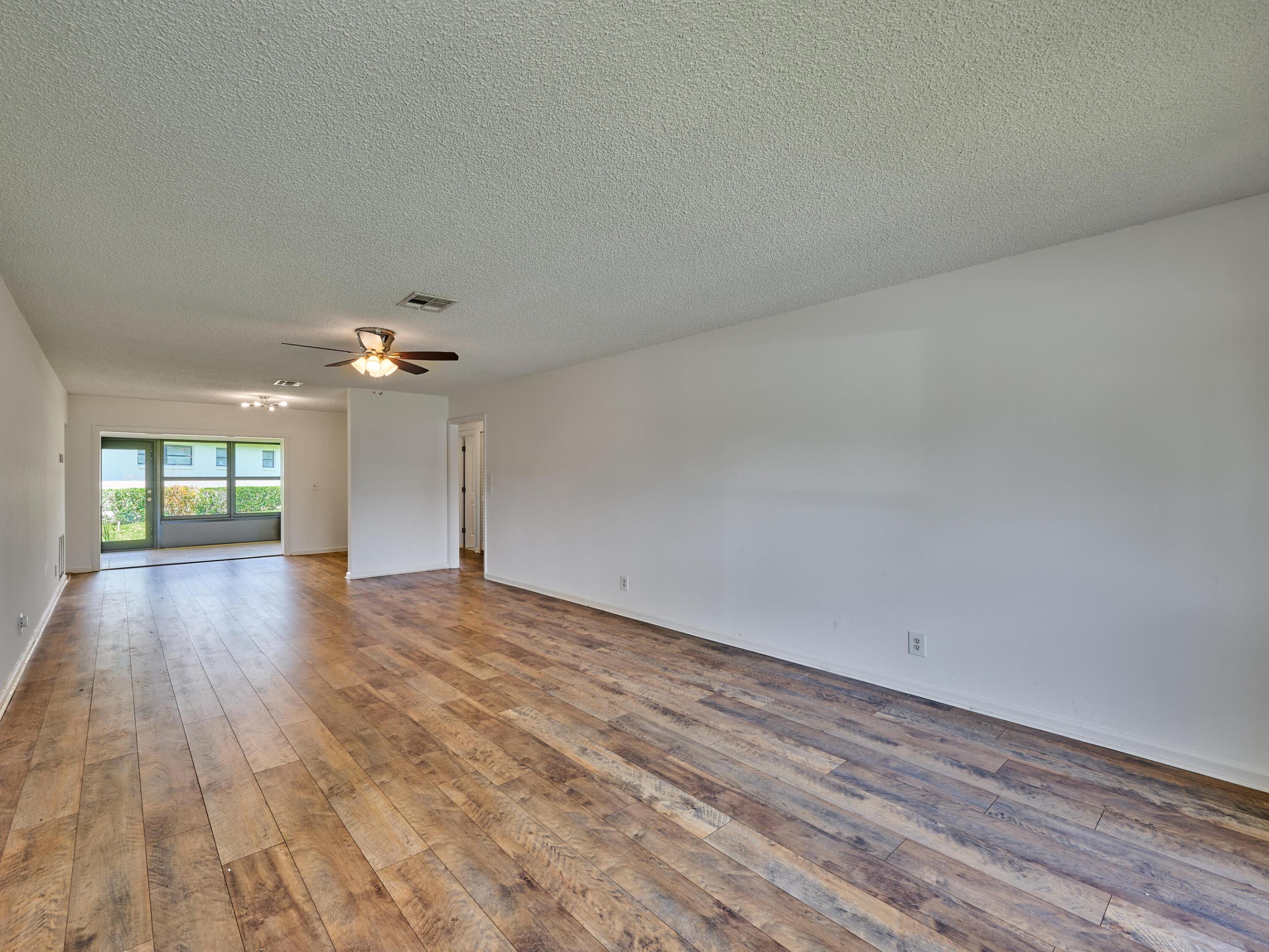 4845 EQUESTRIAN Circle B