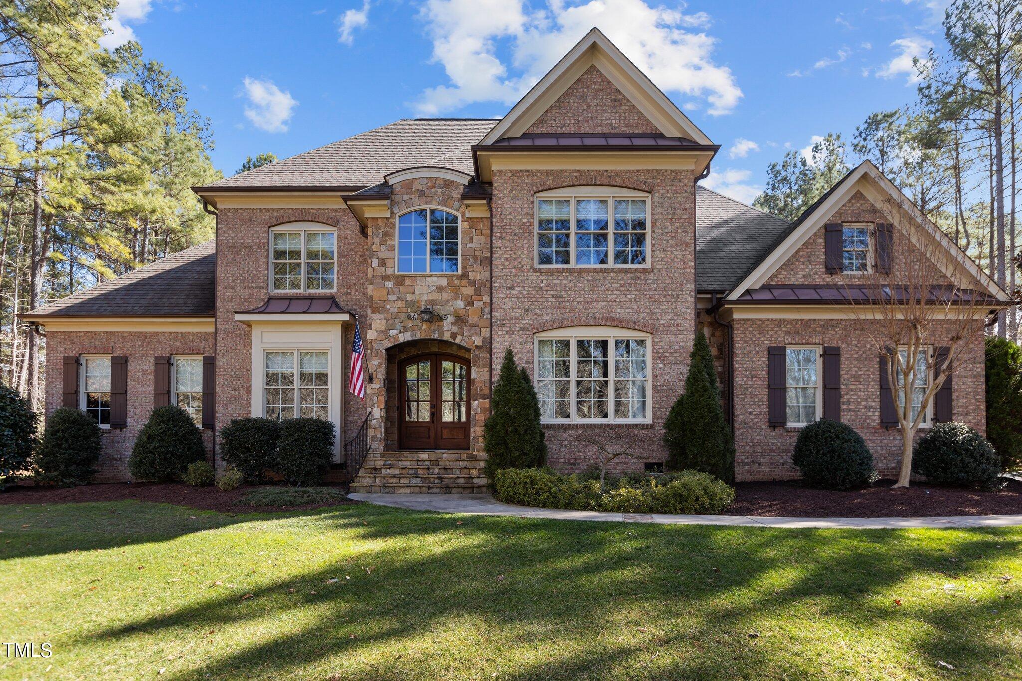 12316 The Gates Drive