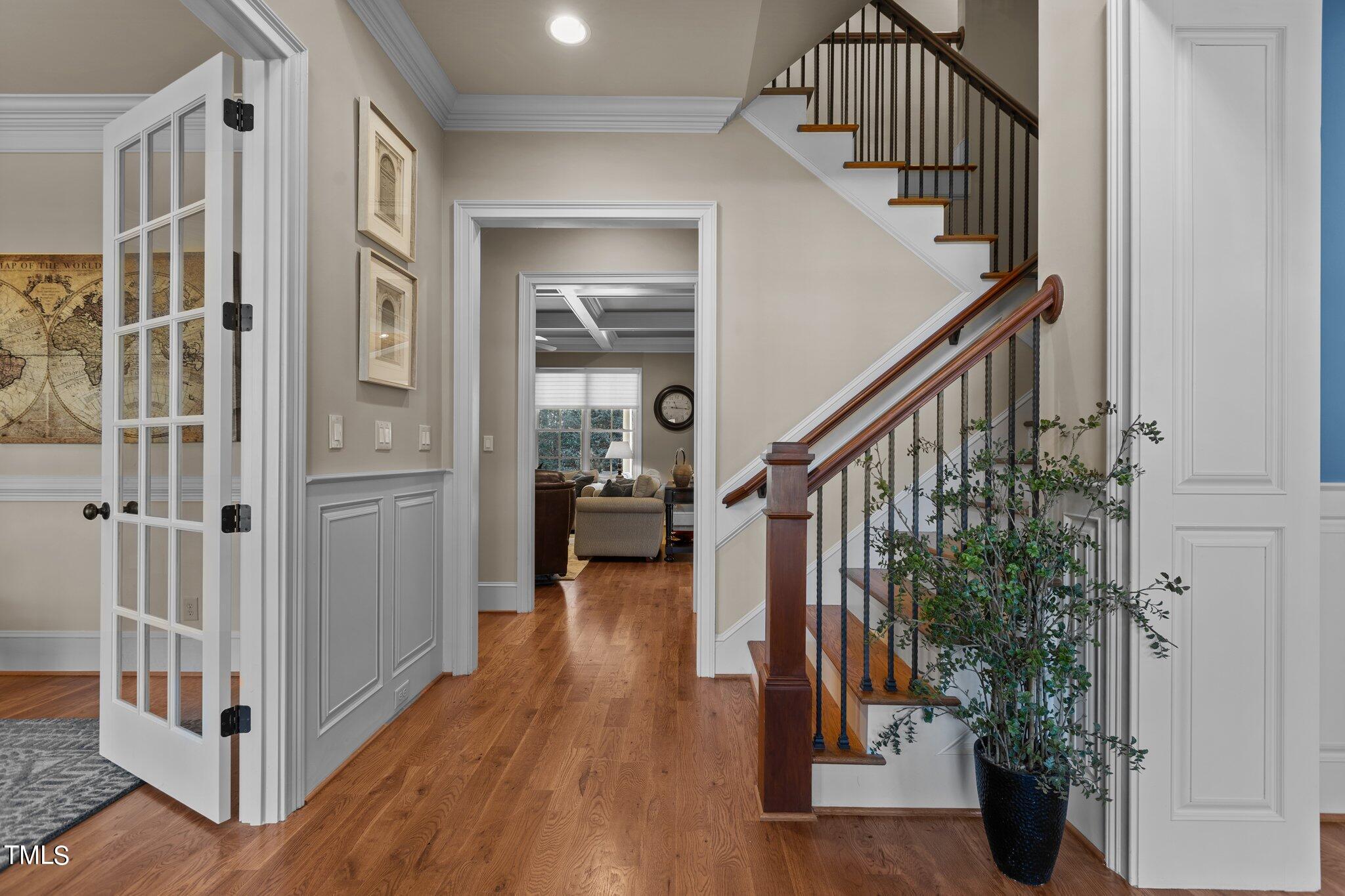 12316 The Gates Drive