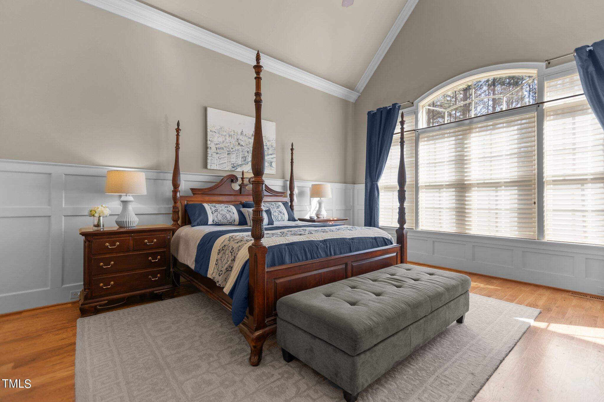 12316 The Gates Drive