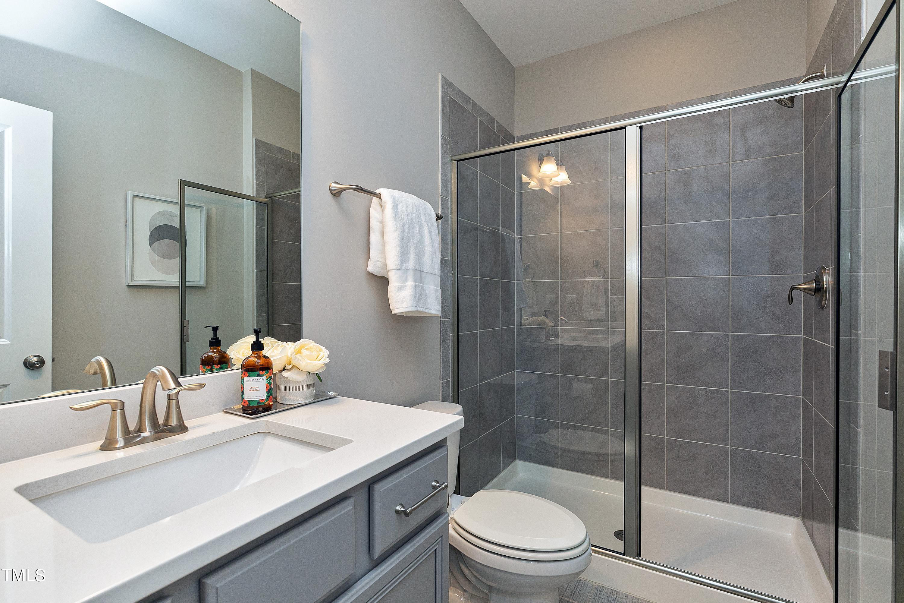 3200 Star Gazing Court