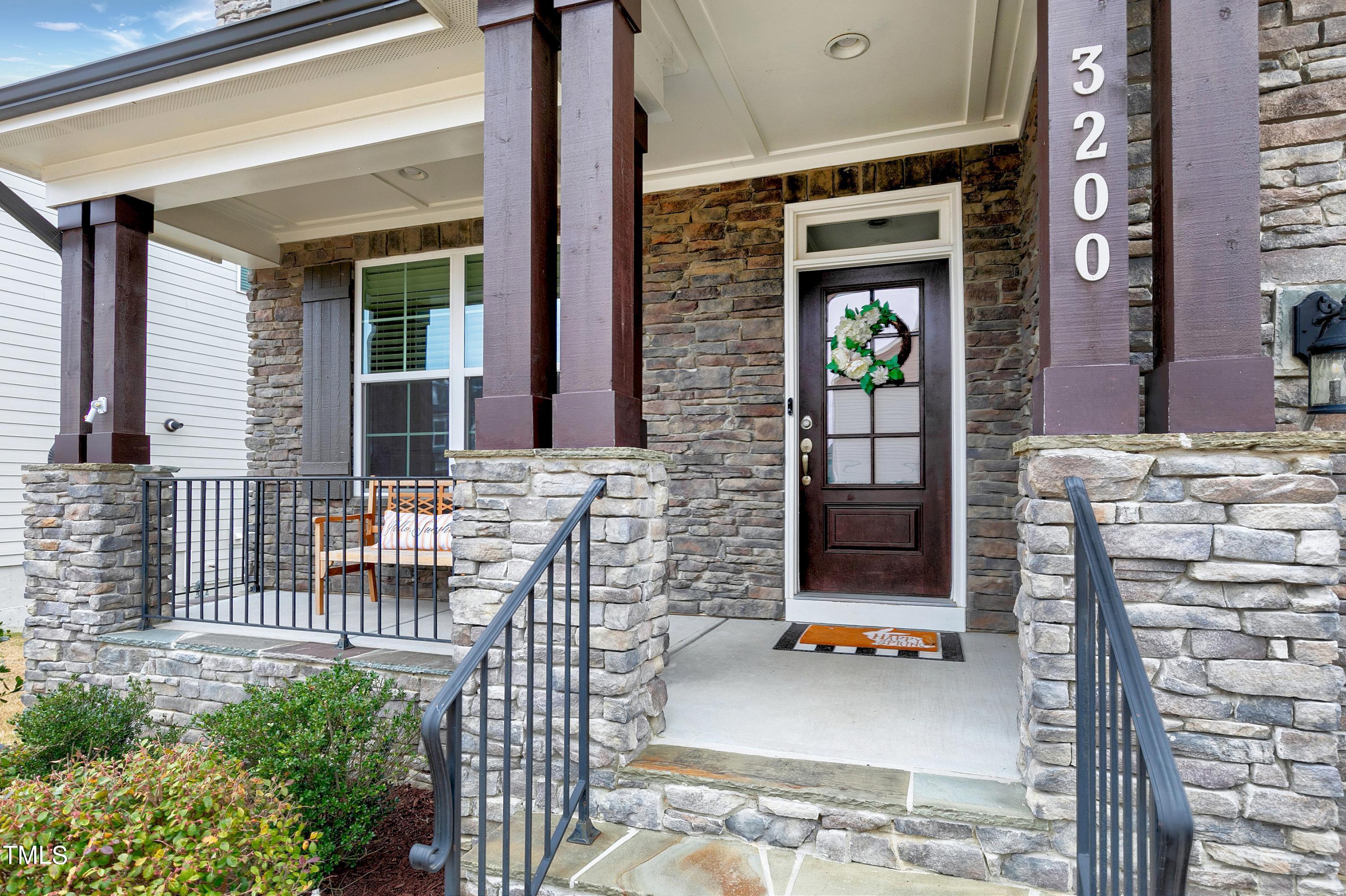 3200 Star Gazing Court