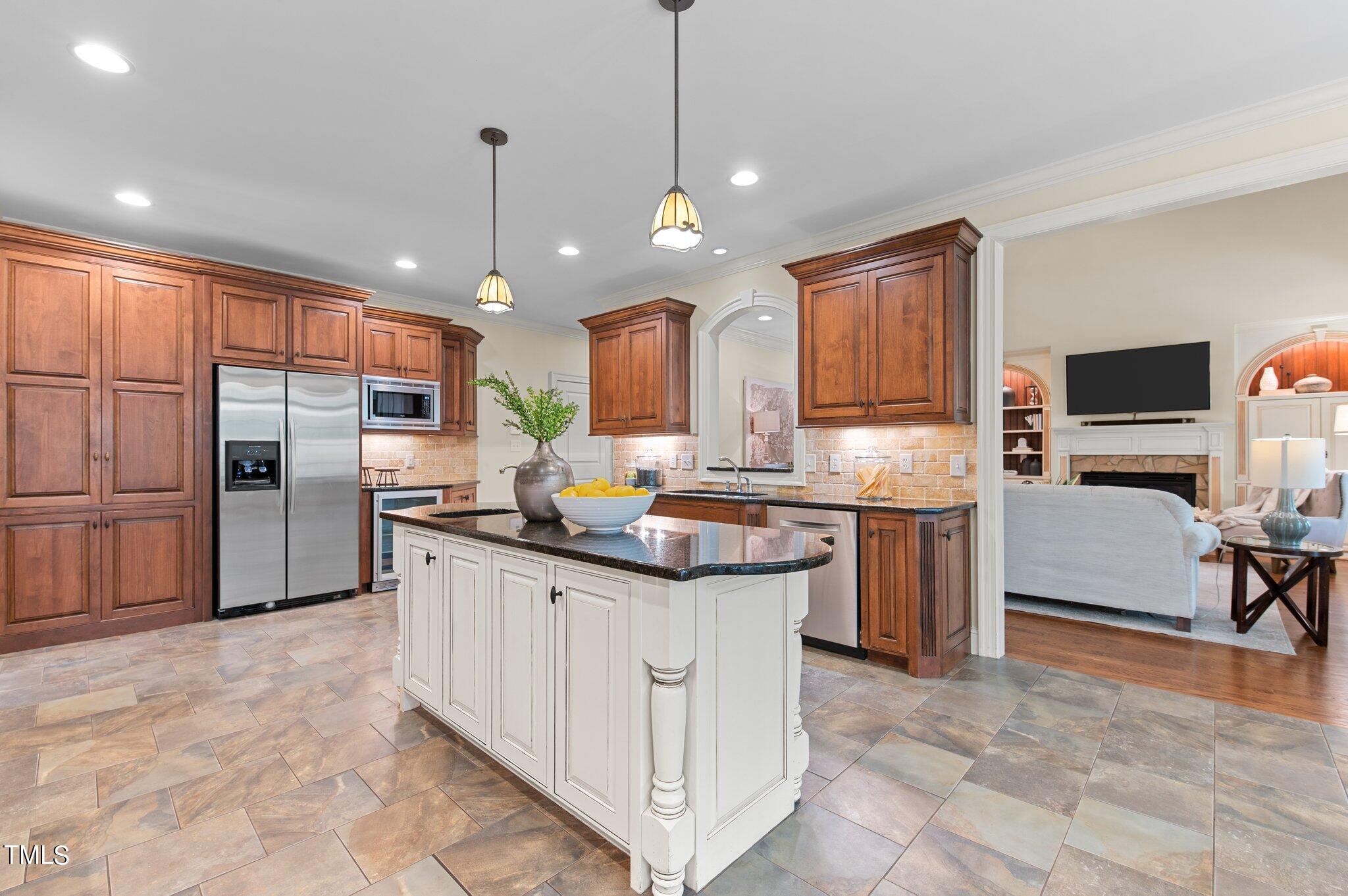 1228 Prairie Pond Circle