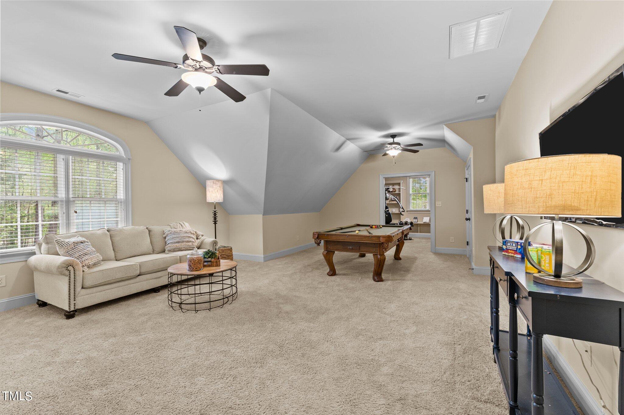 1228 Prairie Pond Circle