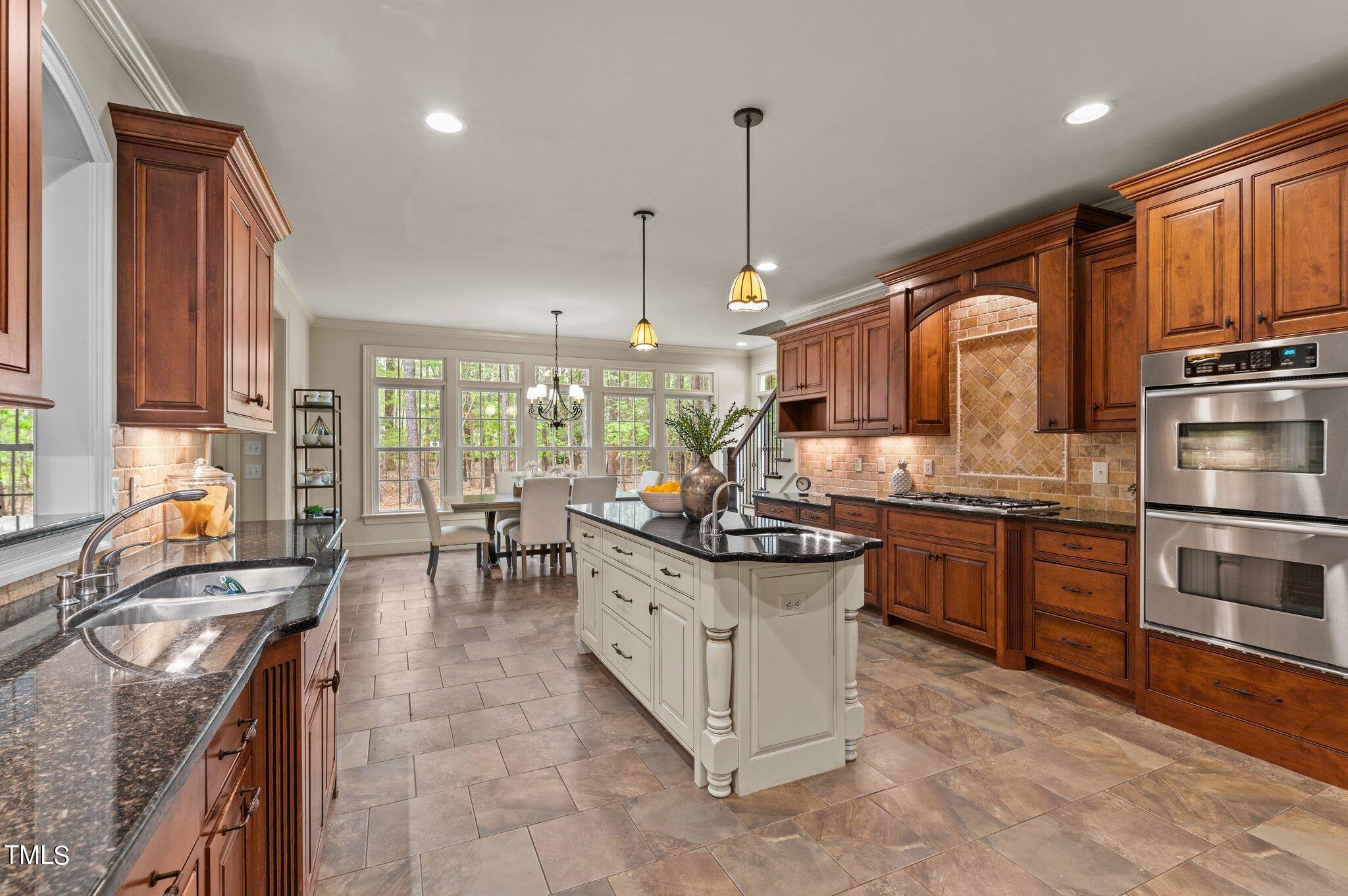 1228 Prairie Pond Circle