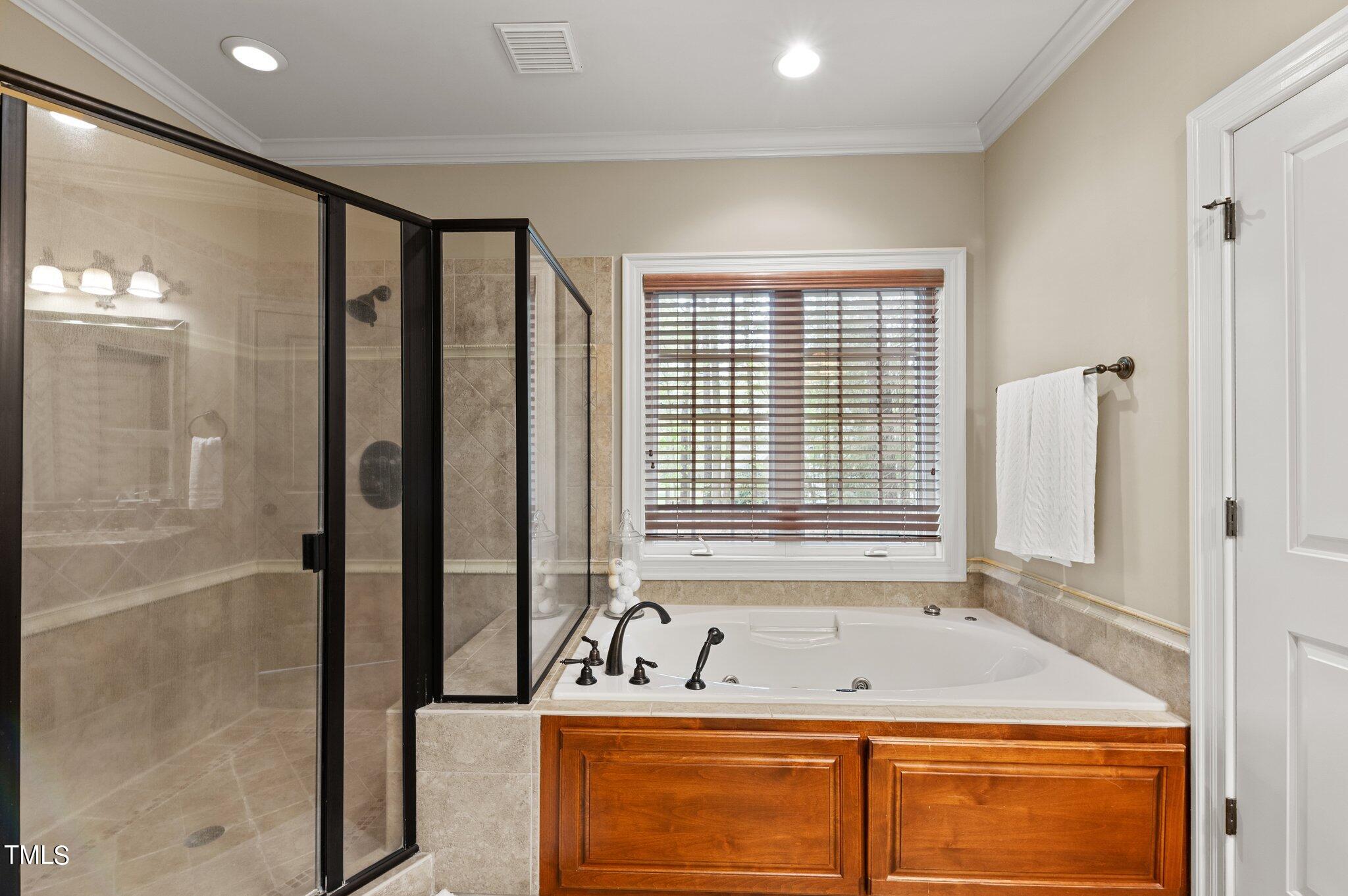 1228 Prairie Pond Circle