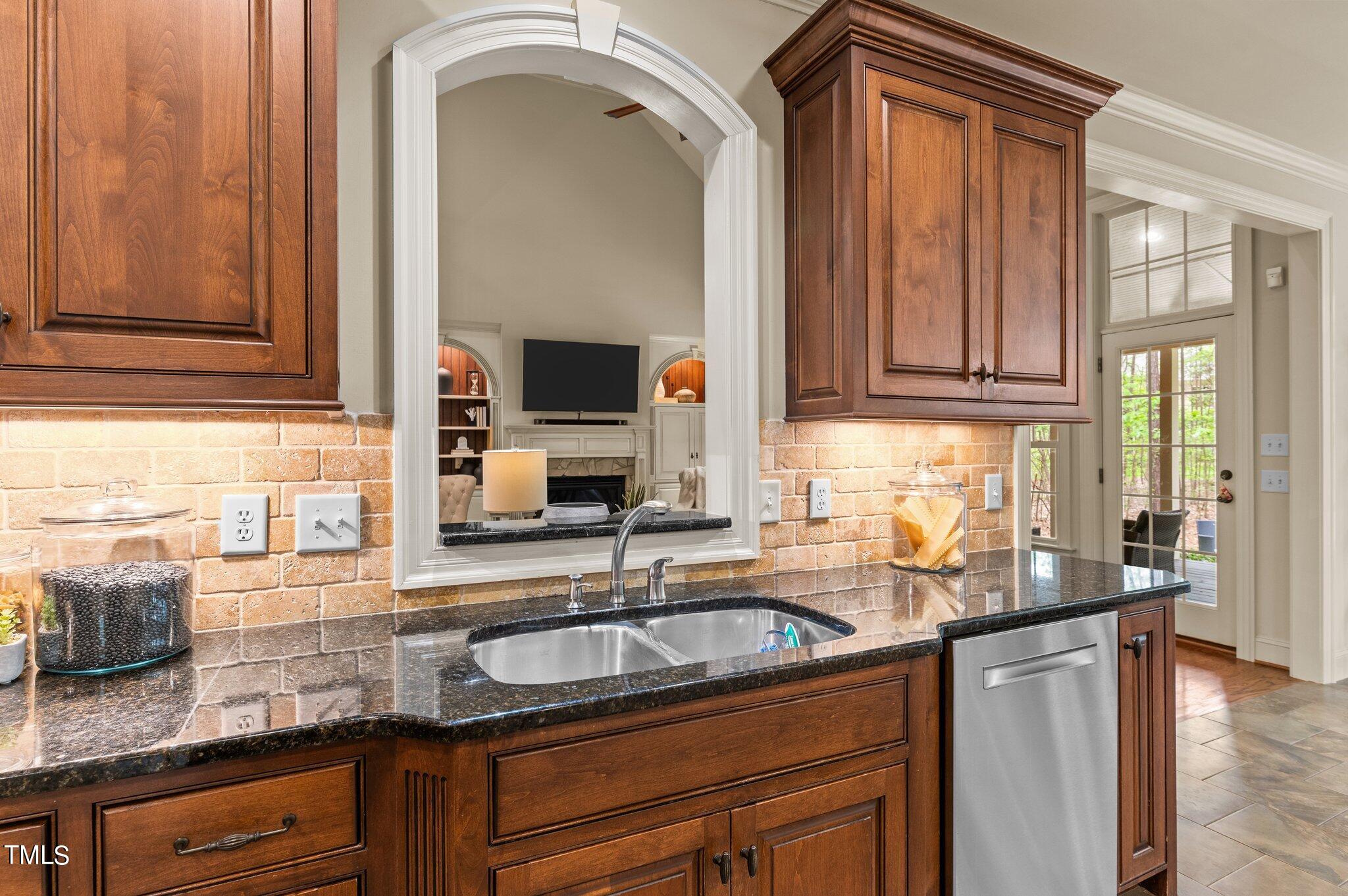 1228 Prairie Pond Circle