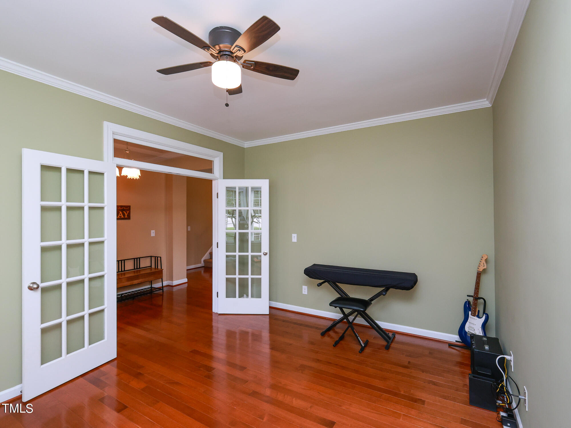 219 W Hatterleigh Avenue