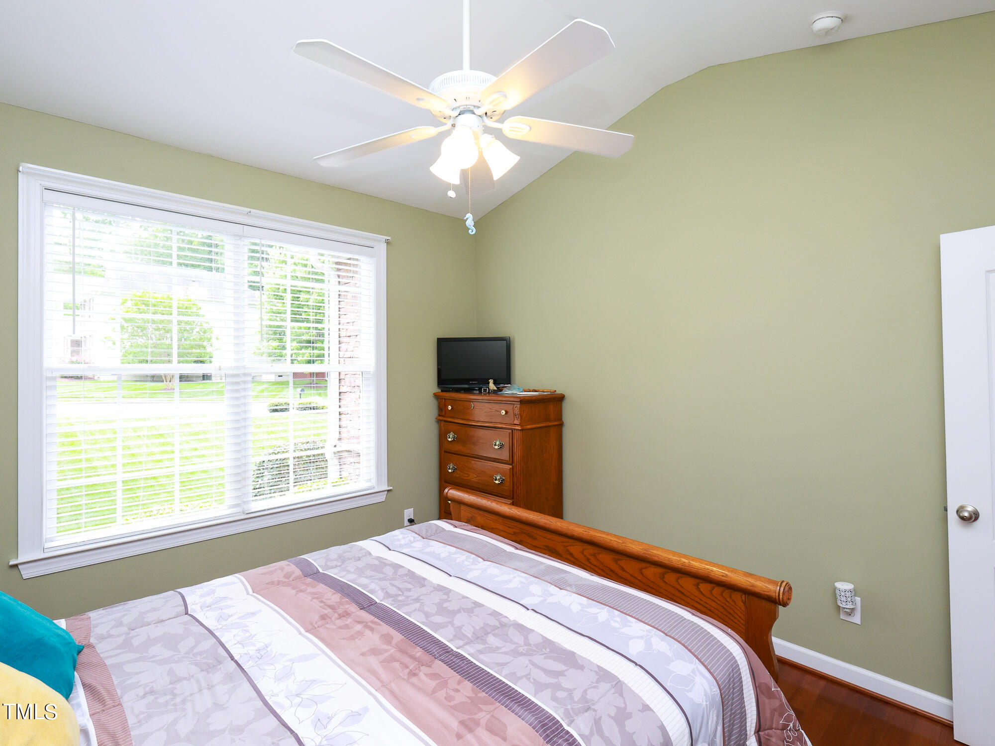 219 W Hatterleigh Avenue