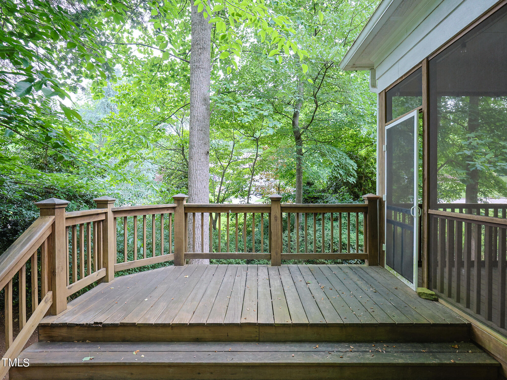 219 W Hatterleigh Avenue