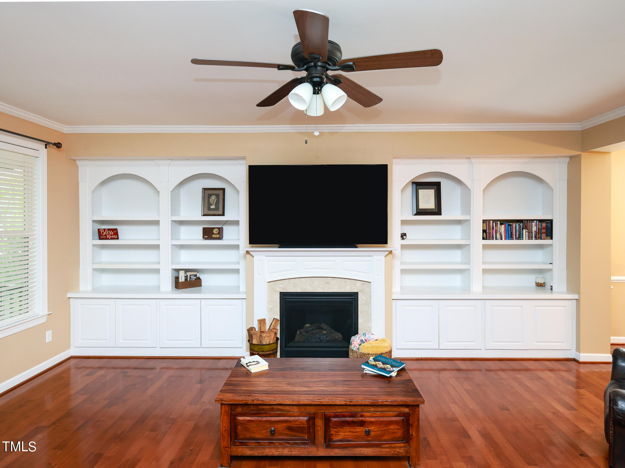 219 W Hatterleigh Avenue