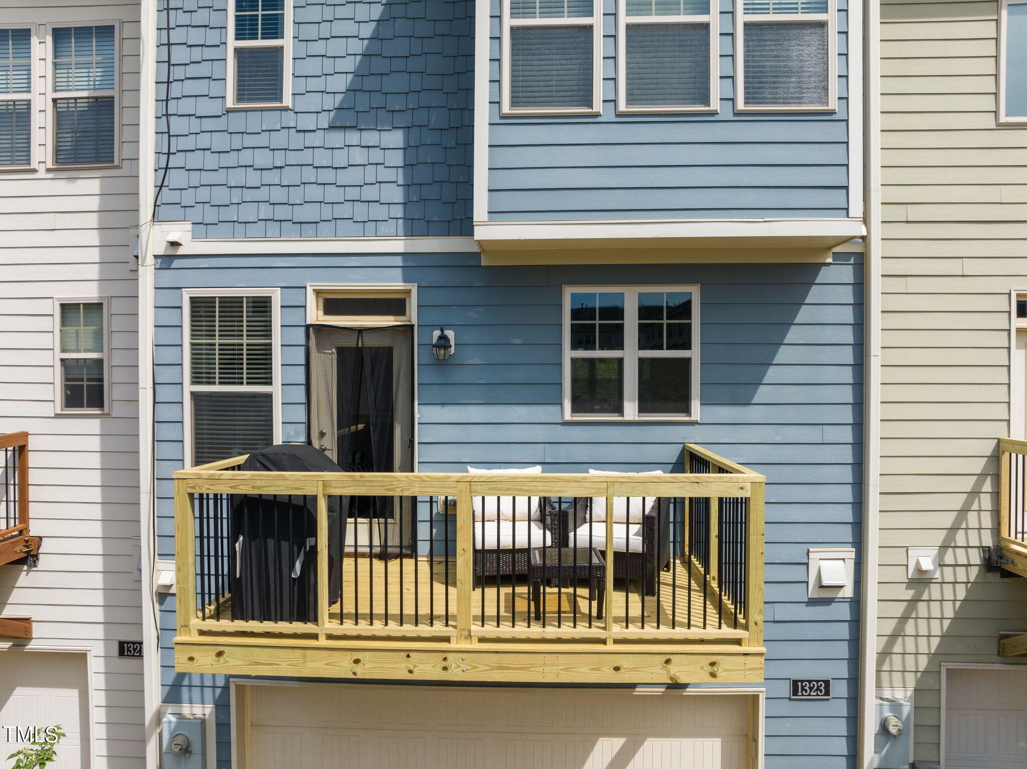 1323 Rembrandt Circle