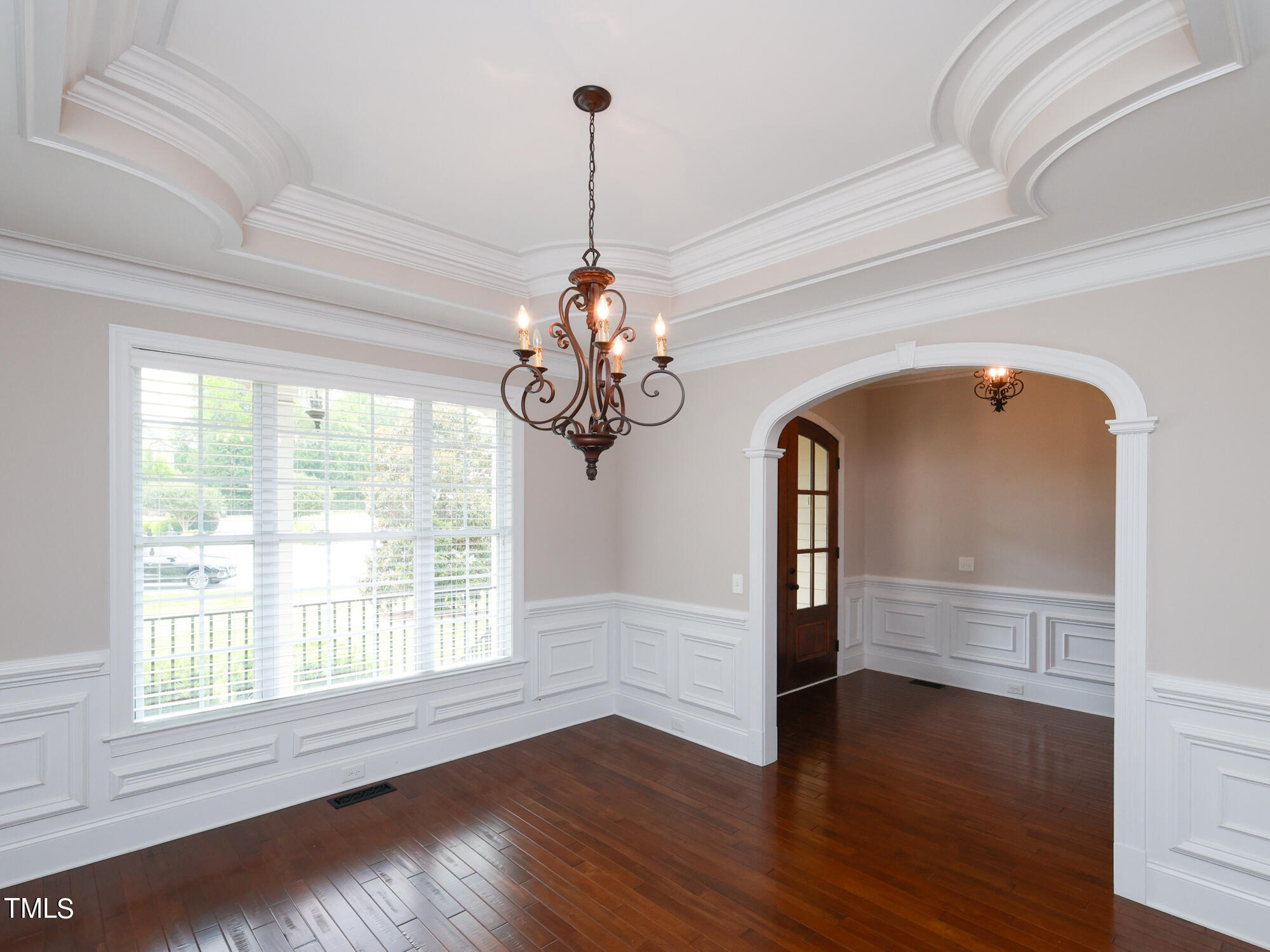 3212 Bankswood Drive