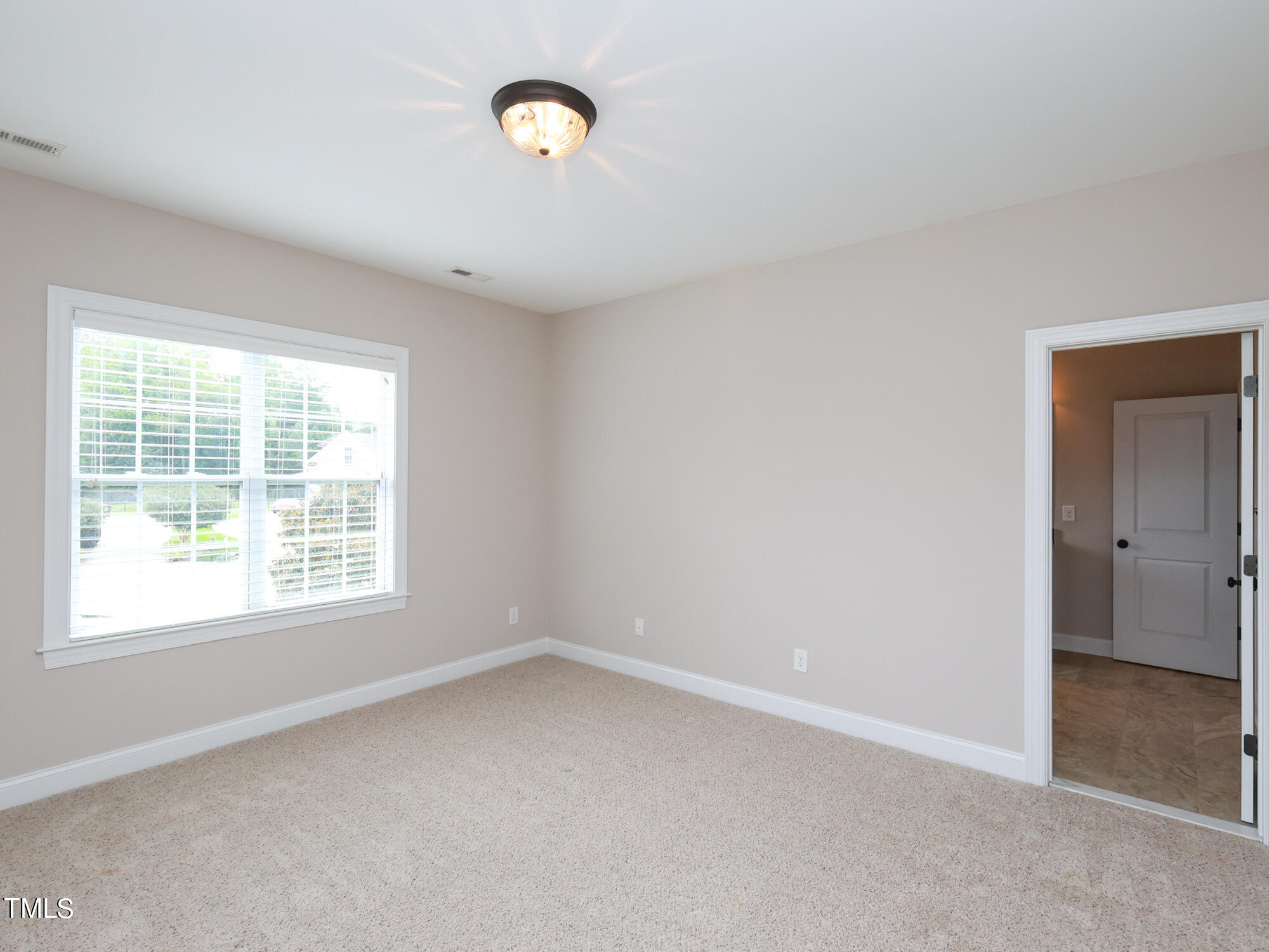 3212 Bankswood Drive