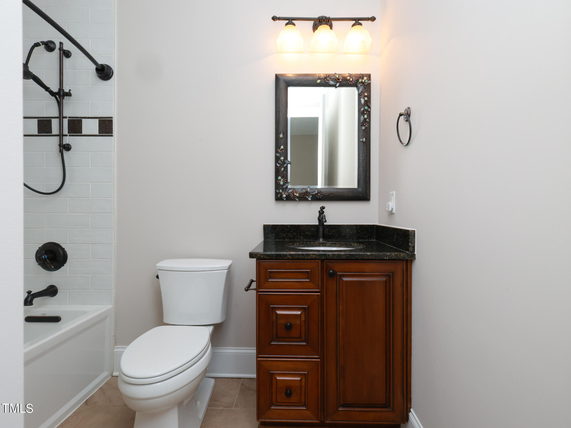 3212 Bankswood Drive