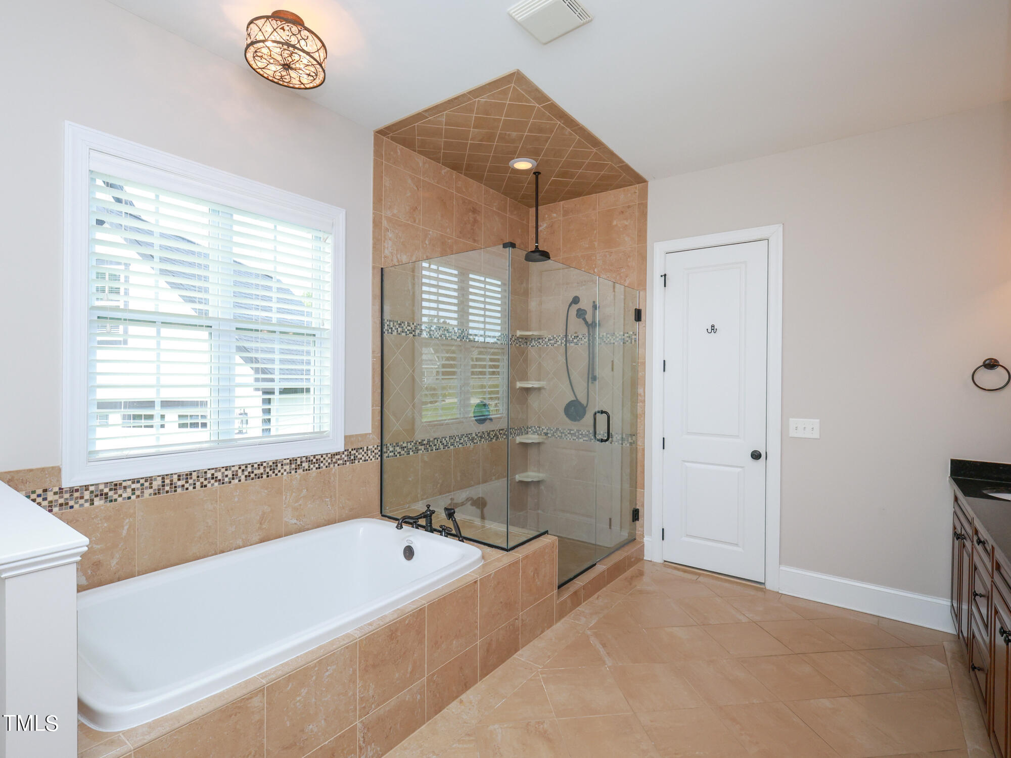 3212 Bankswood Drive