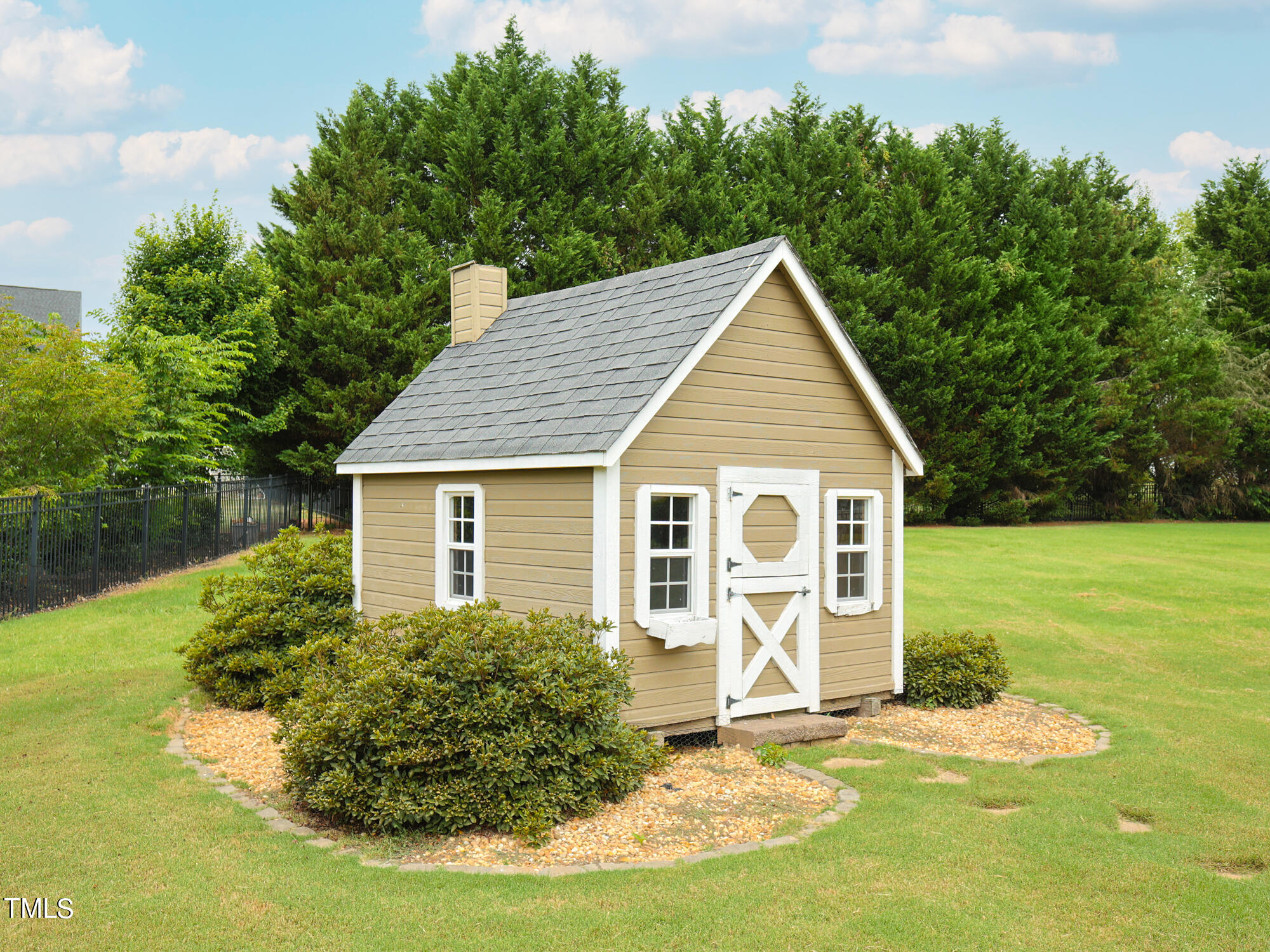 3212 Bankswood Drive