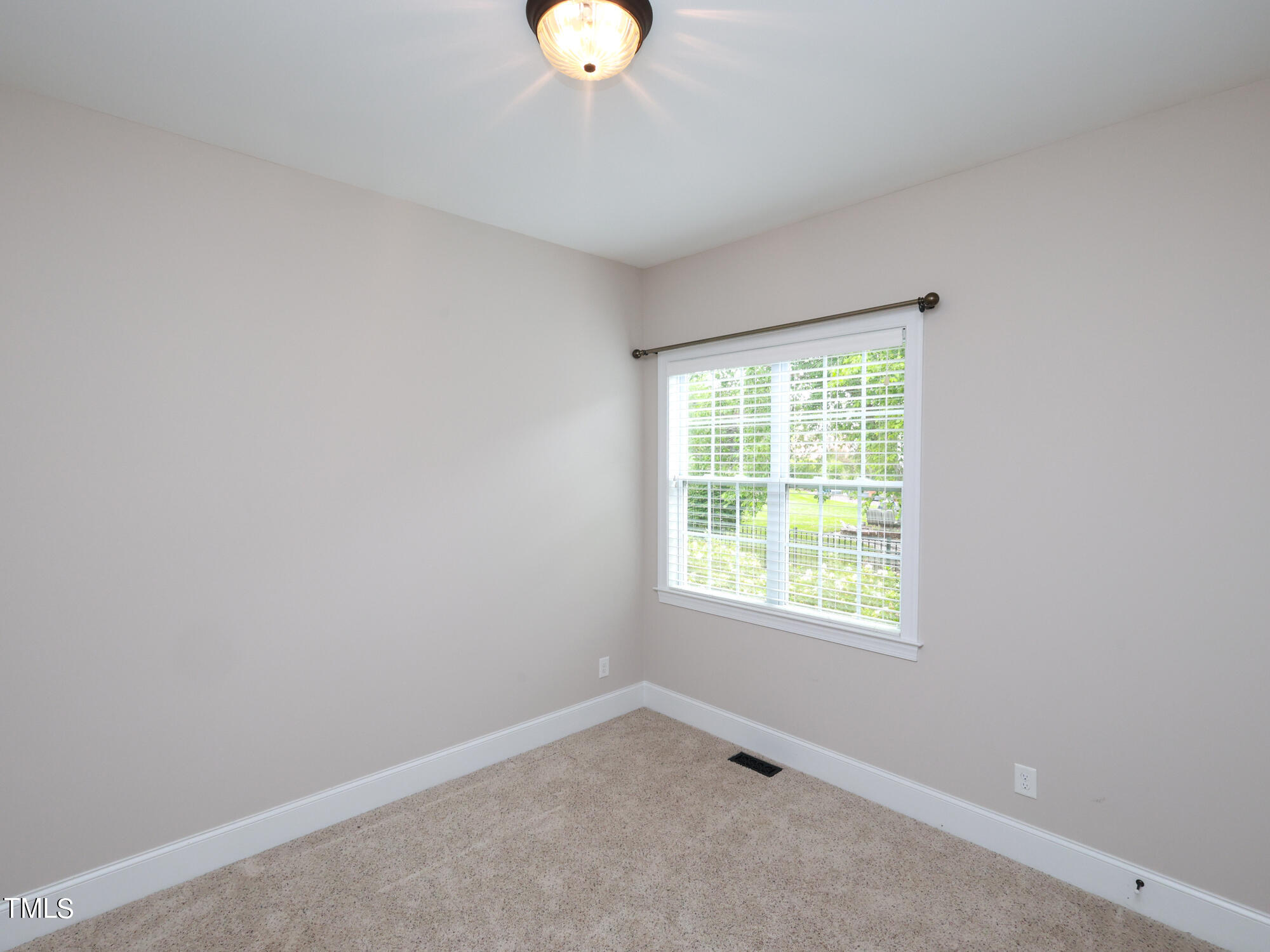 3212 Bankswood Drive