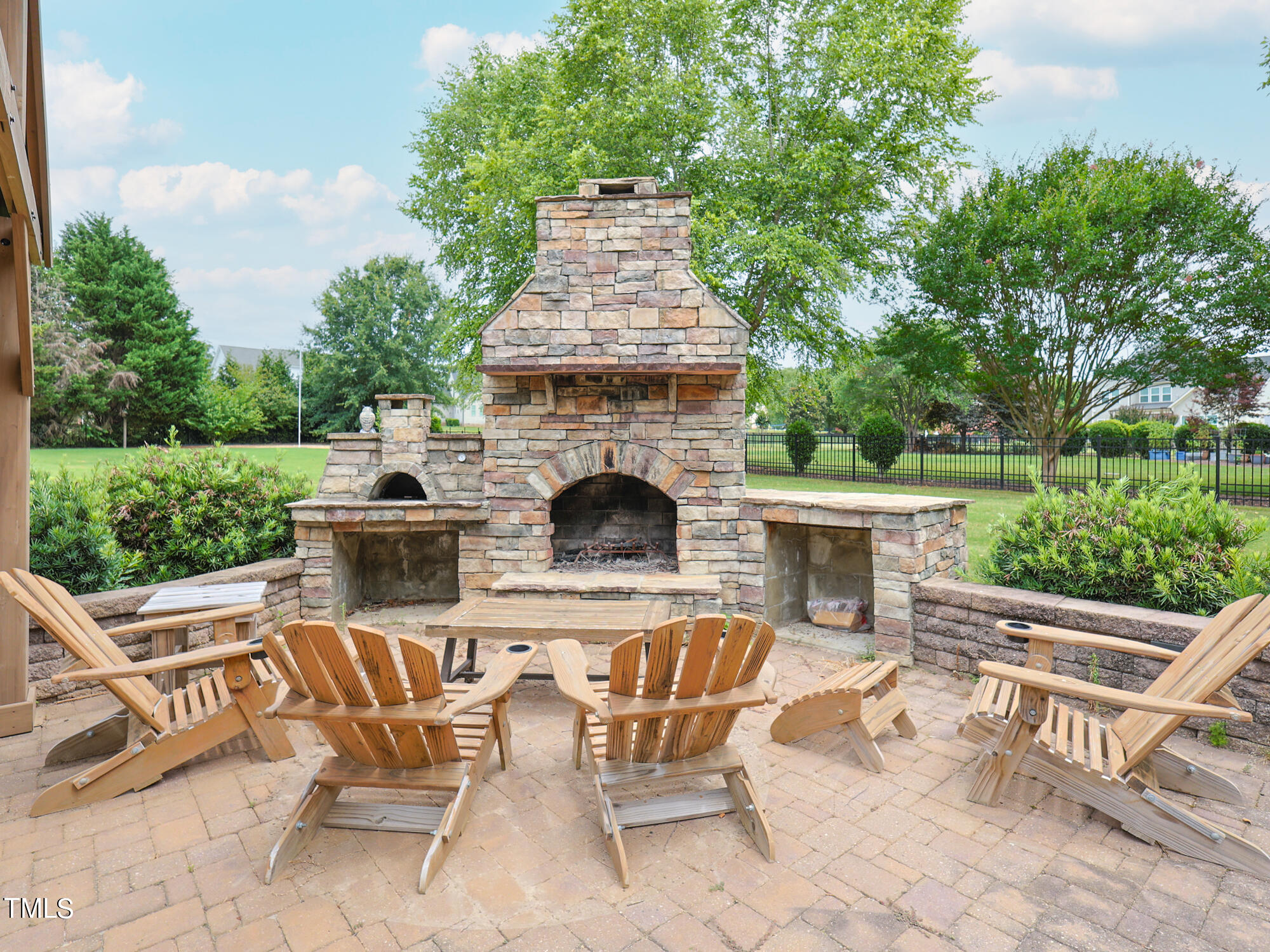 3212 Bankswood Drive