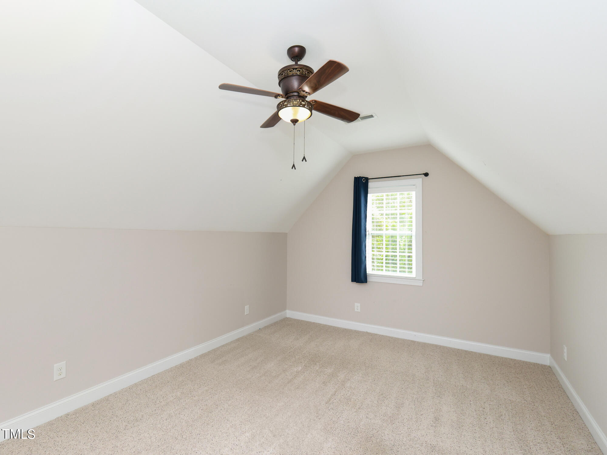 3212 Bankswood Drive