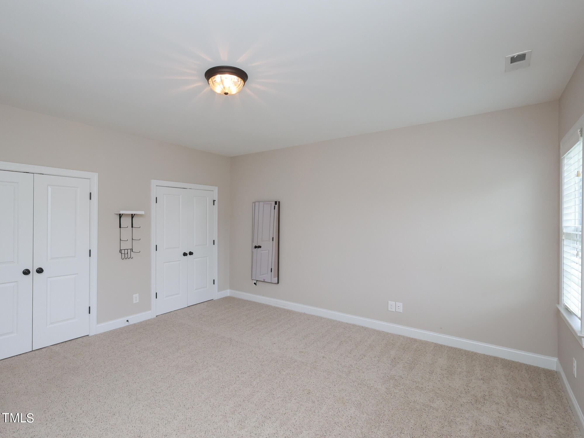 3212 Bankswood Drive