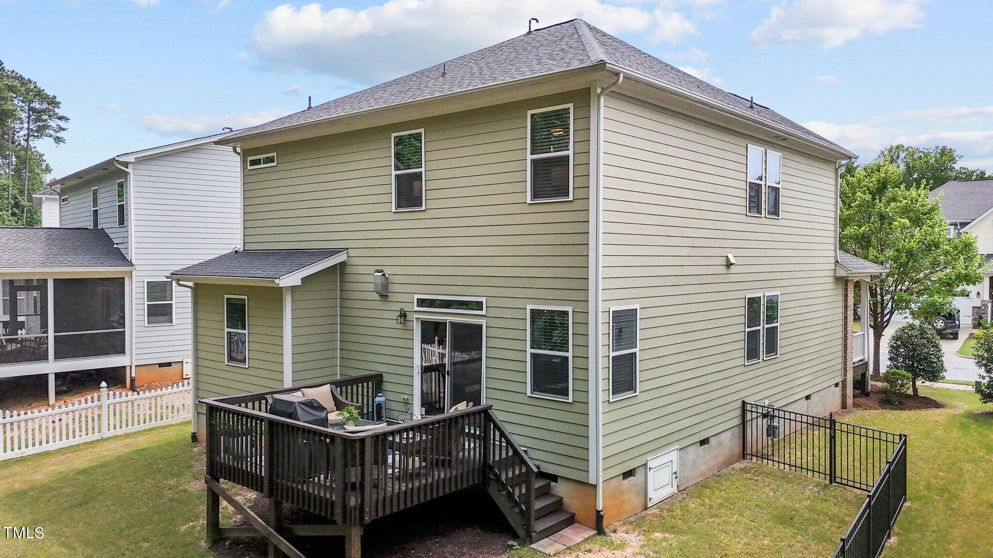 443 Plainview Avenue