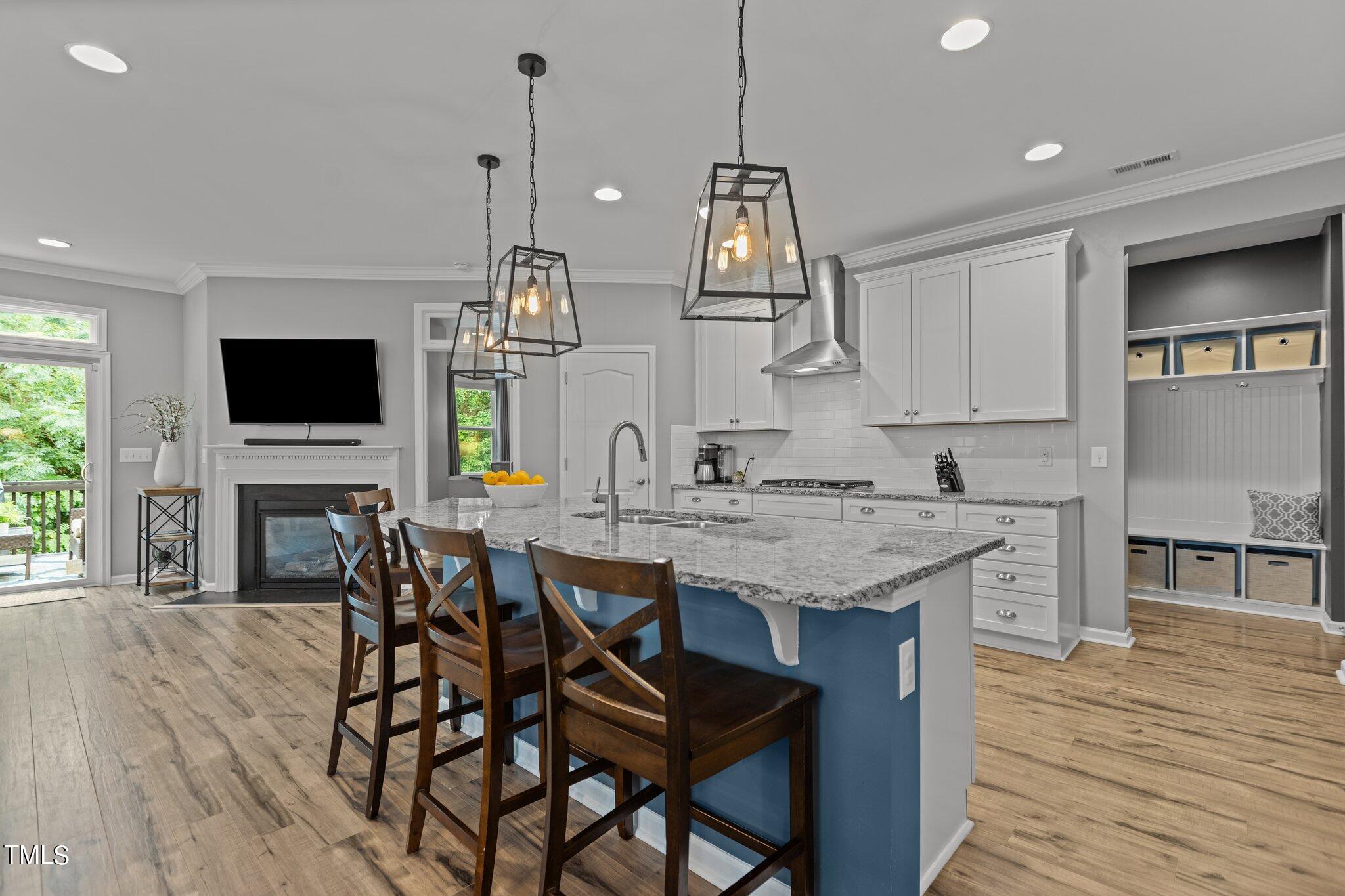 443 Plainview Avenue