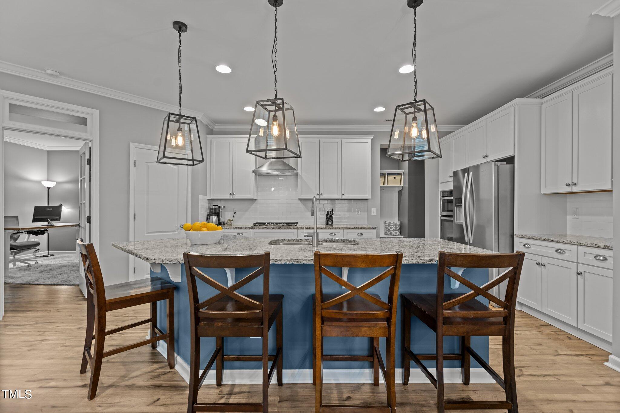 443 Plainview Avenue