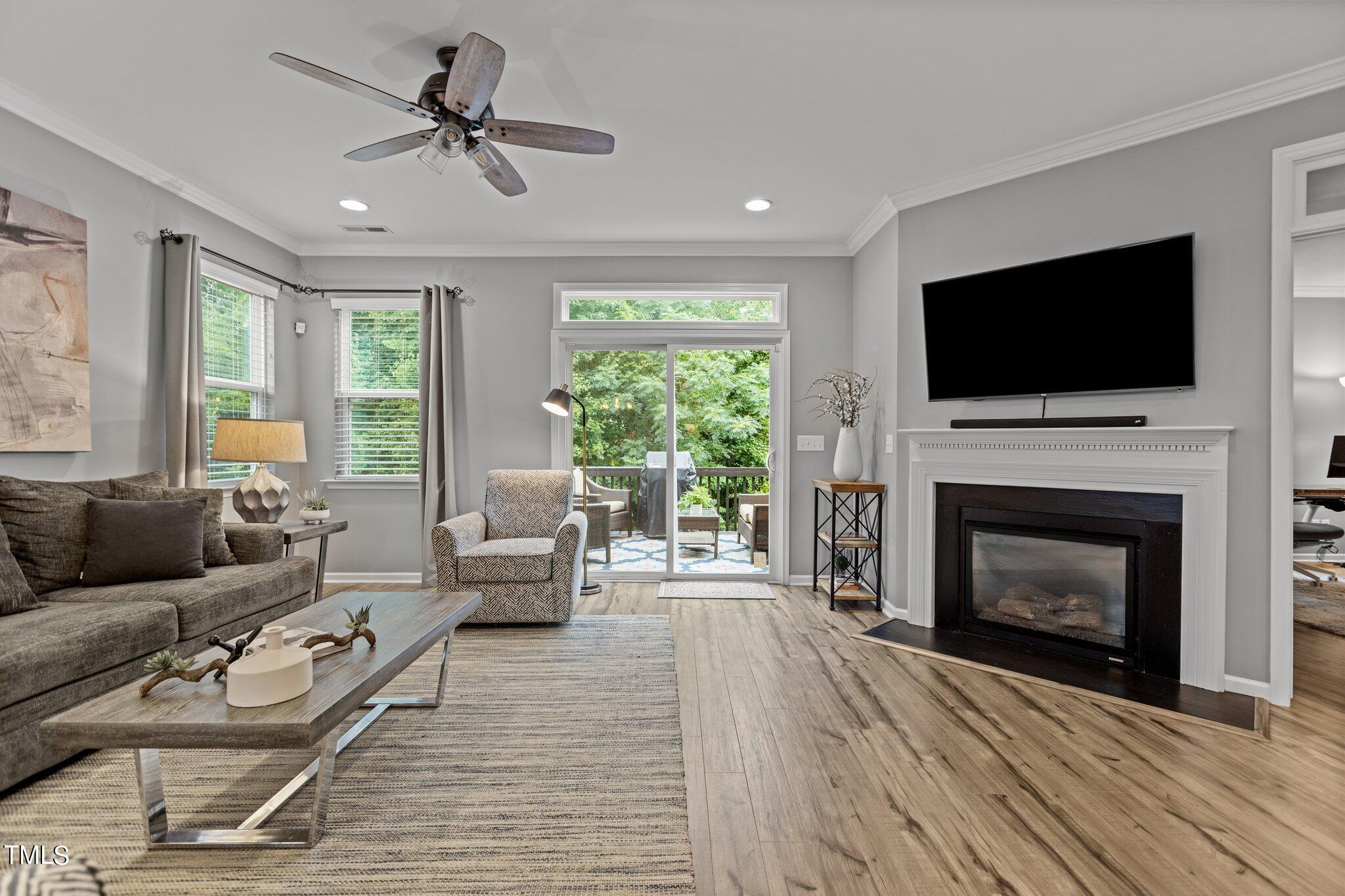 443 Plainview Avenue