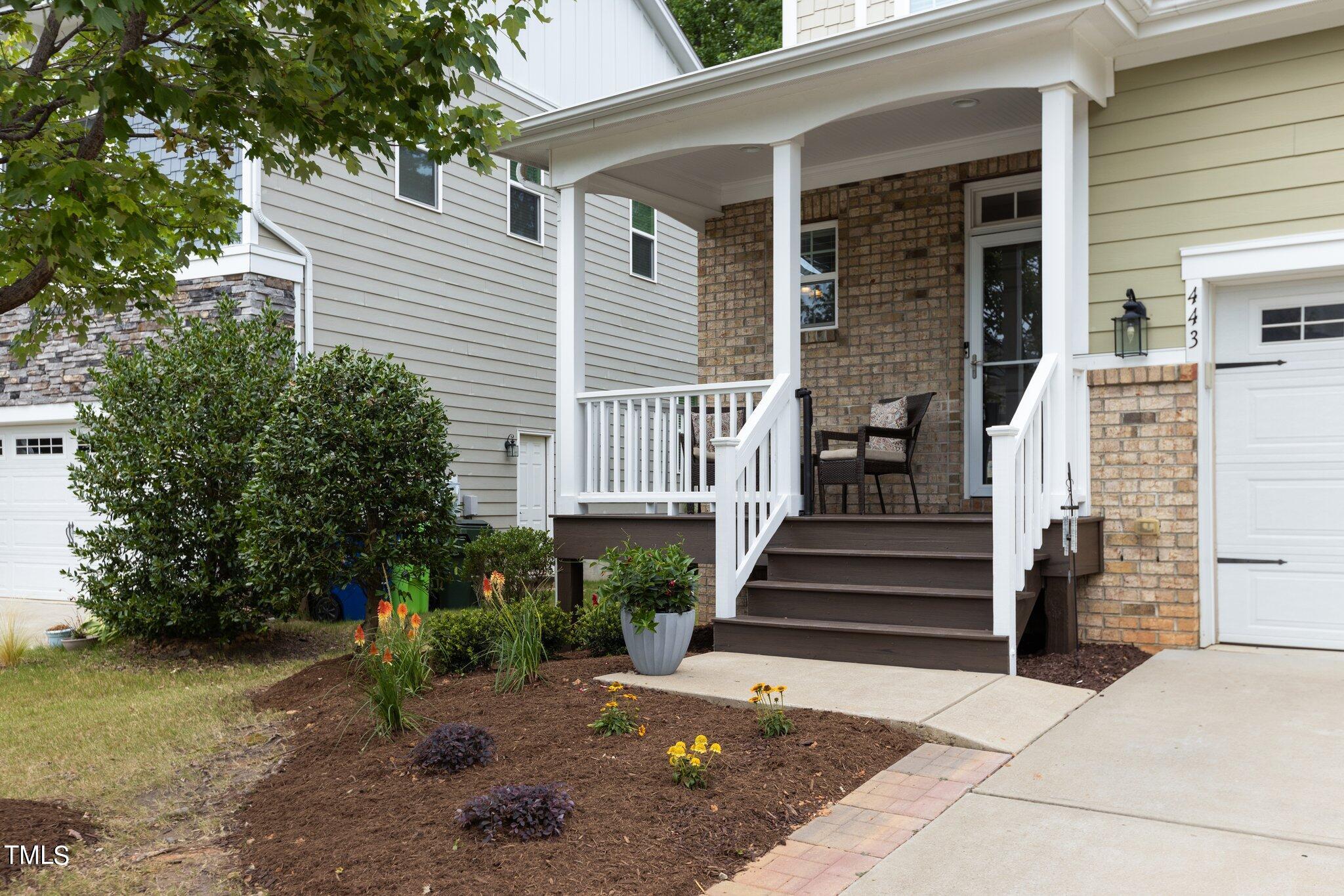 443 Plainview Avenue