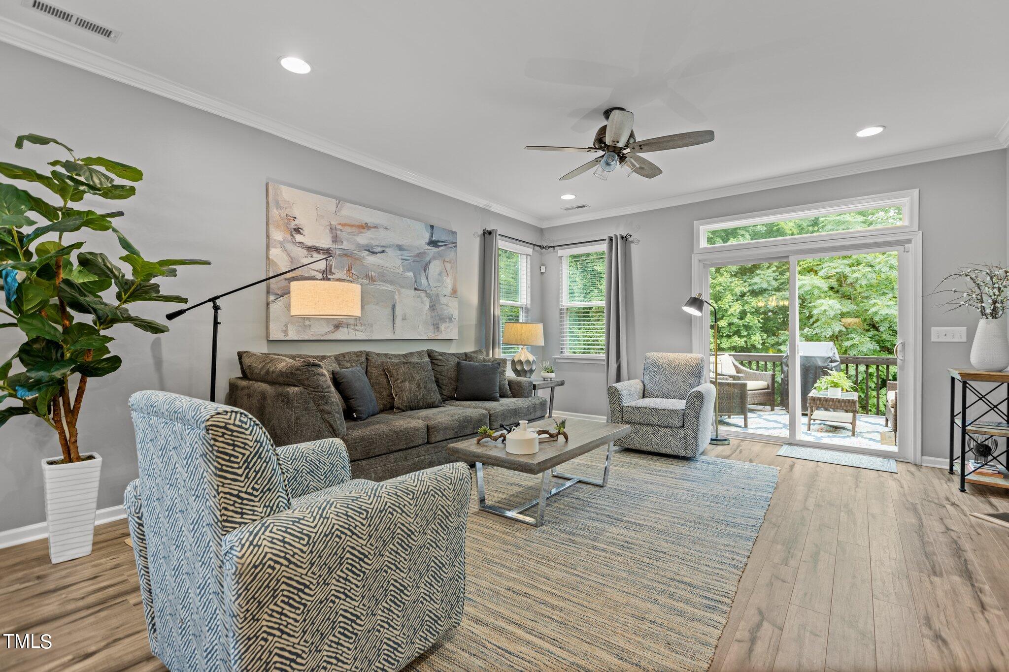 443 Plainview Avenue