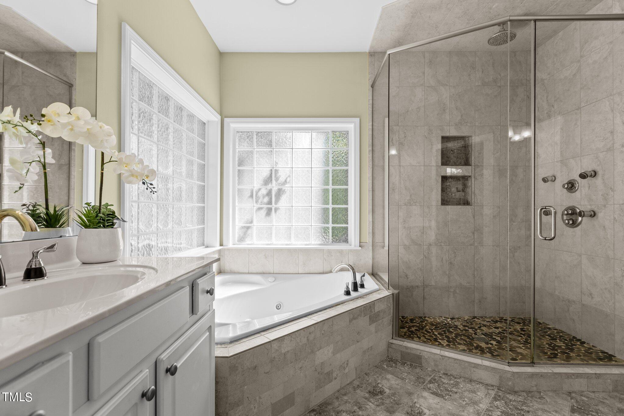 1102 Haughton Green Court