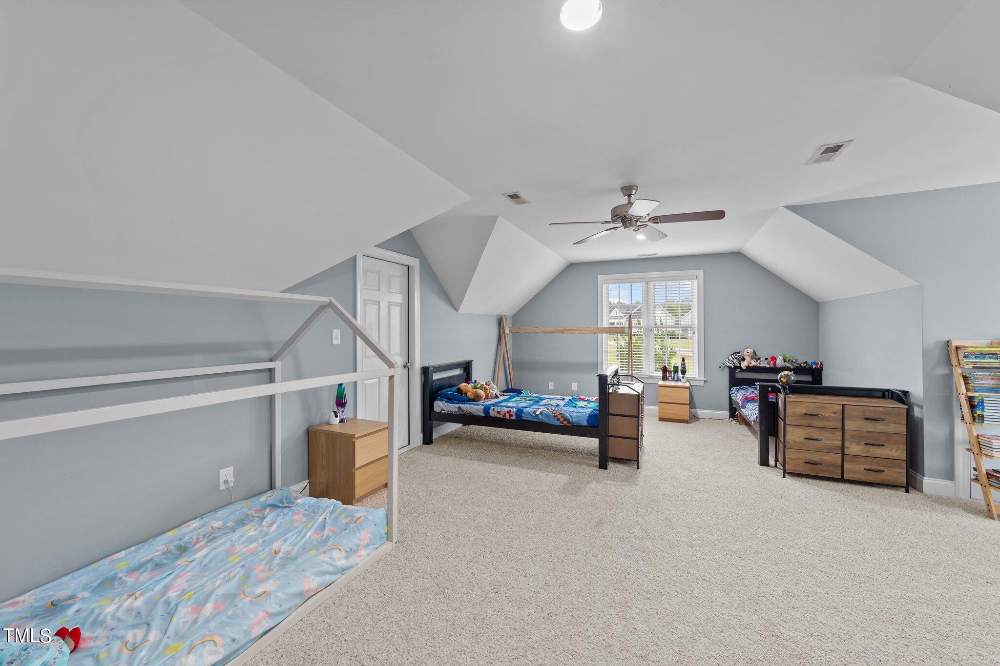 340 Everland Parkway