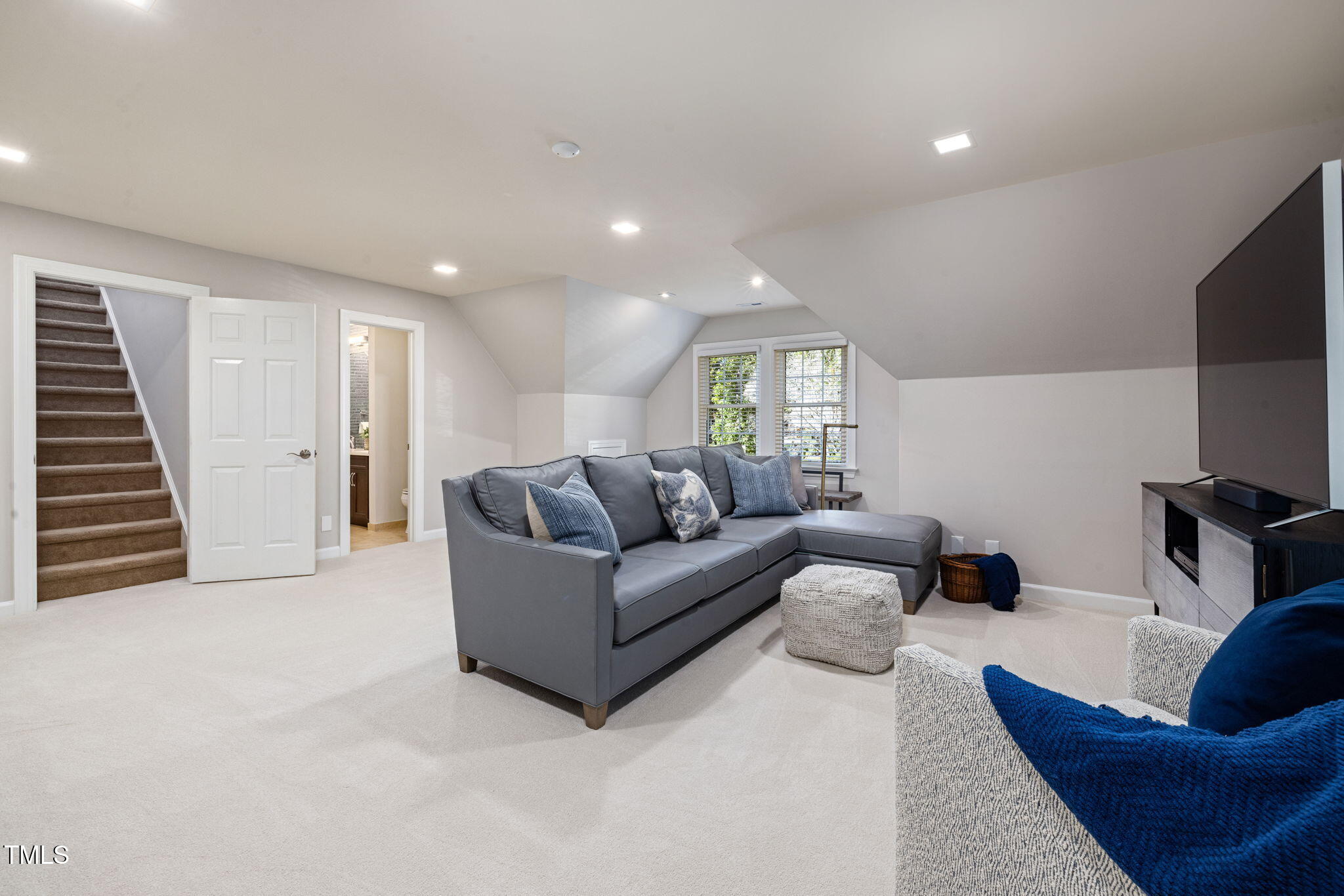 208 Townsend Court